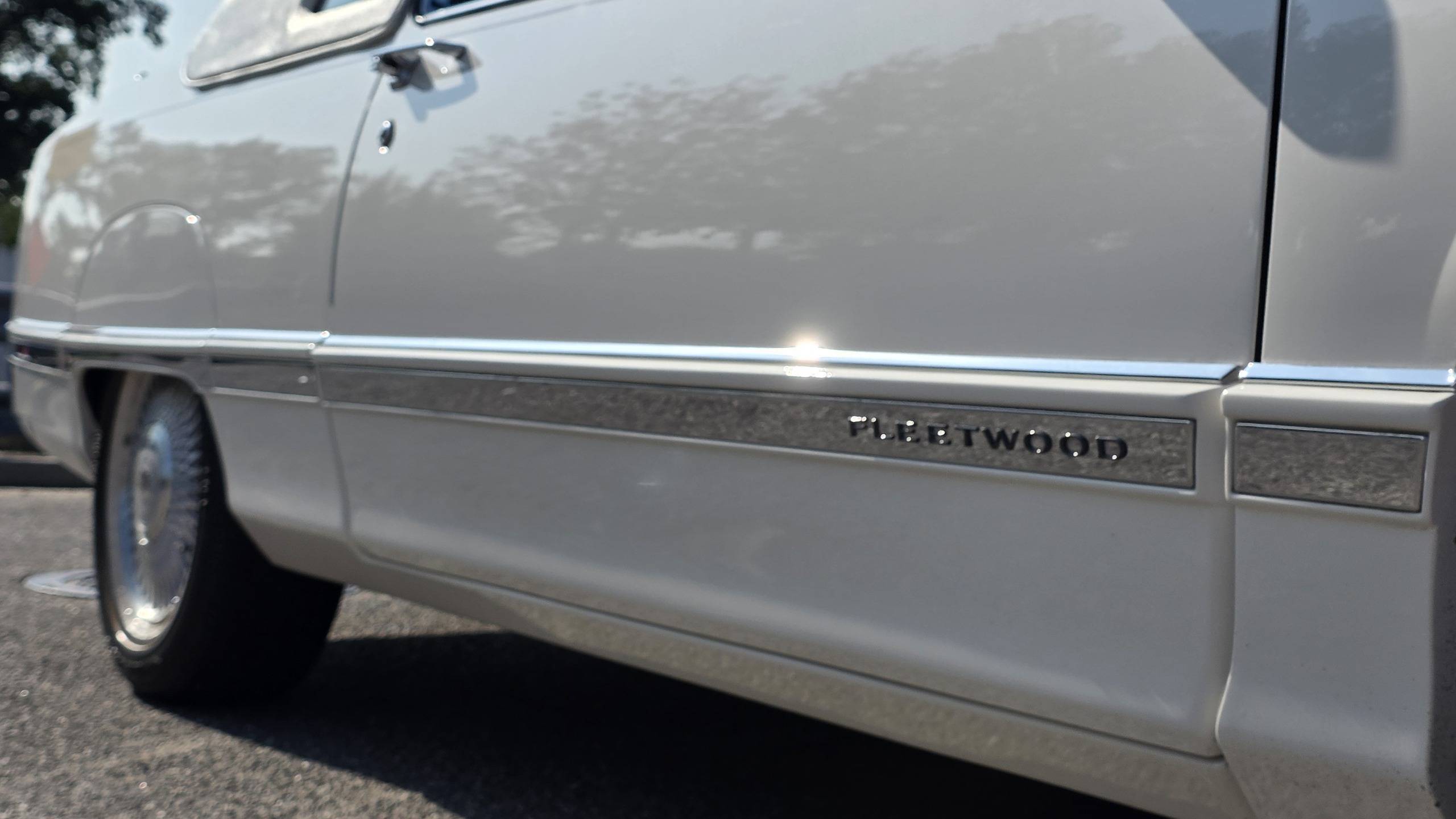 1992 Cadillac Fleetwood 31