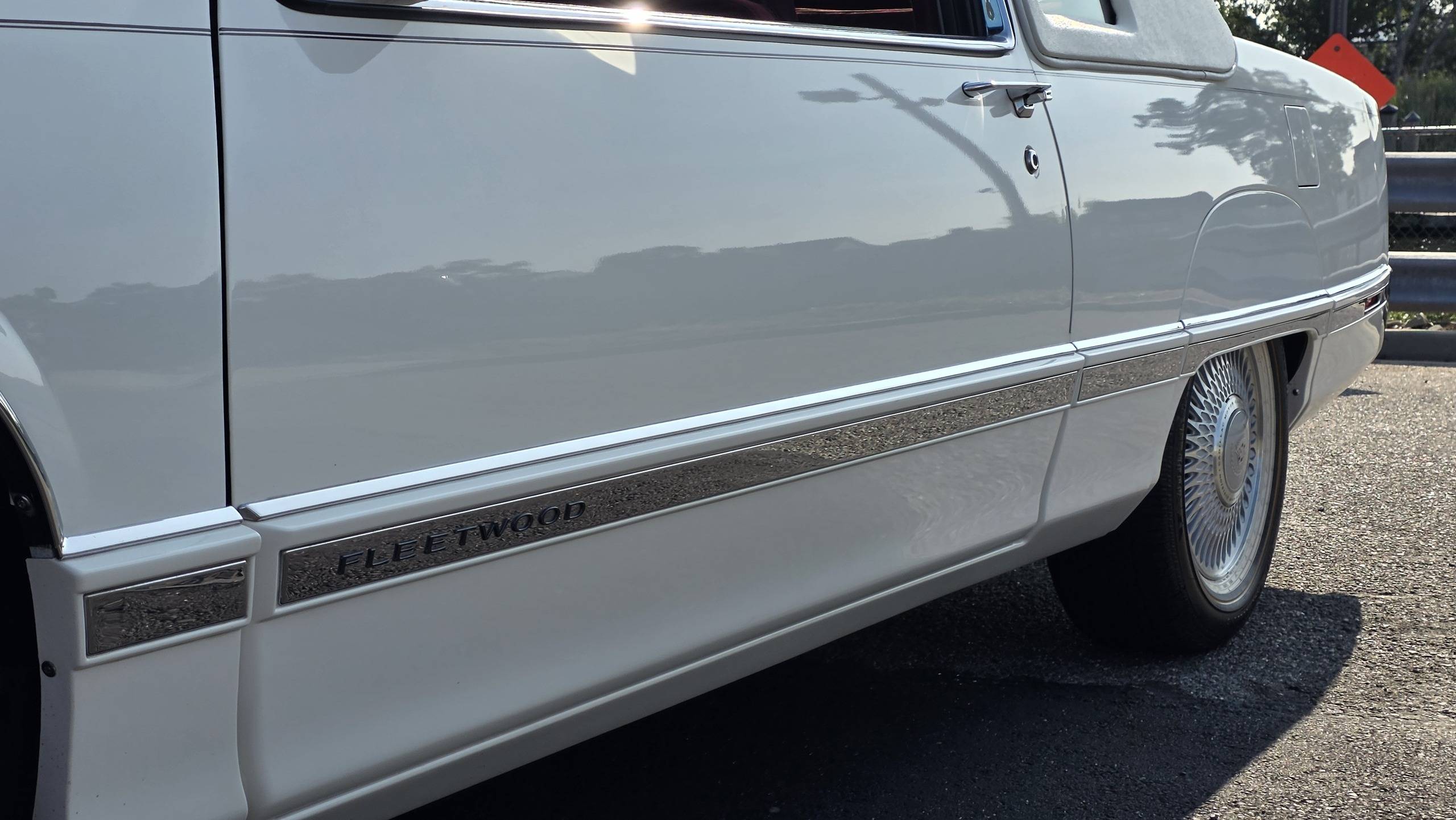1992 Cadillac Fleetwood 33