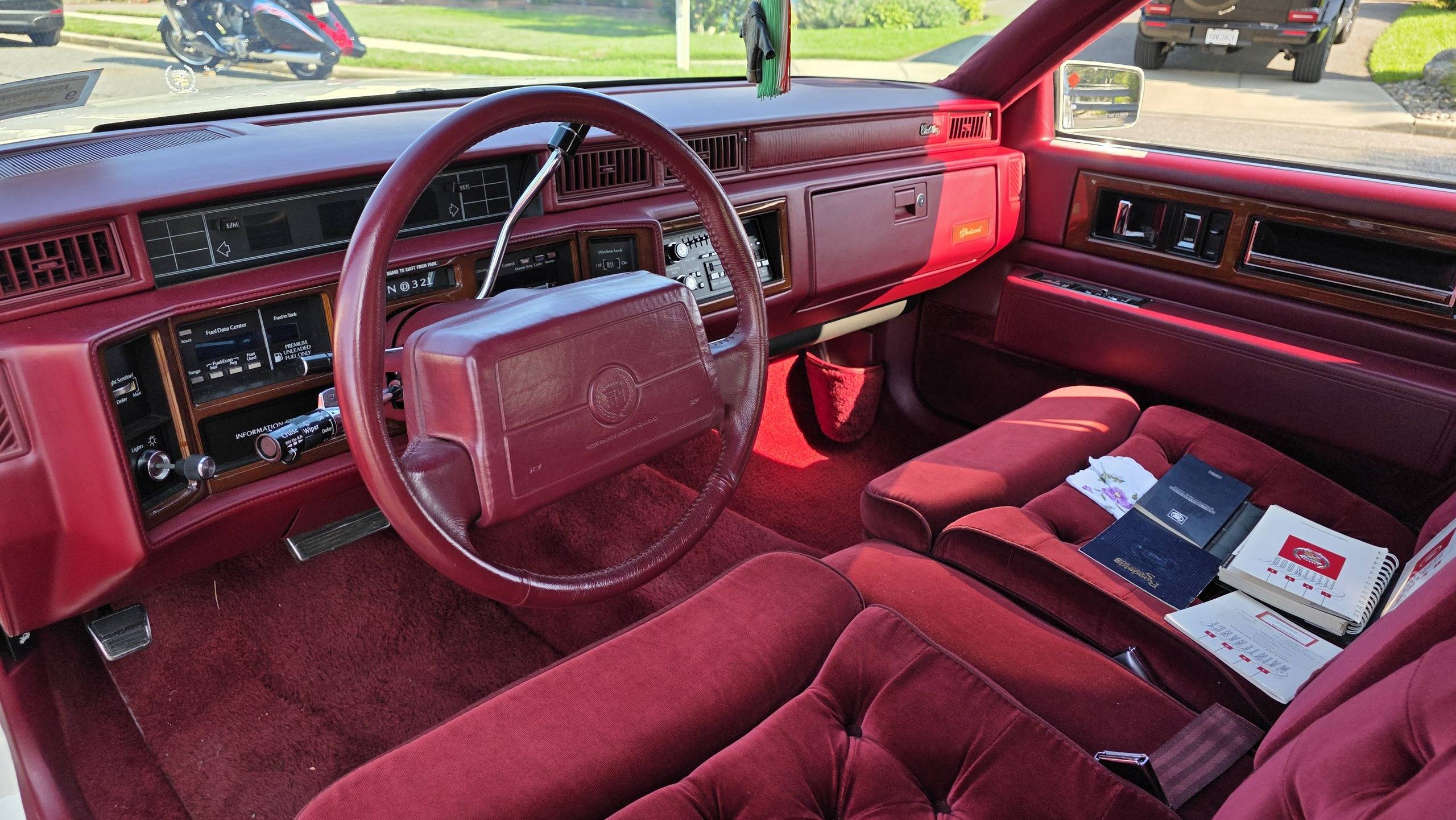 1992 Cadillac Fleetwood 41