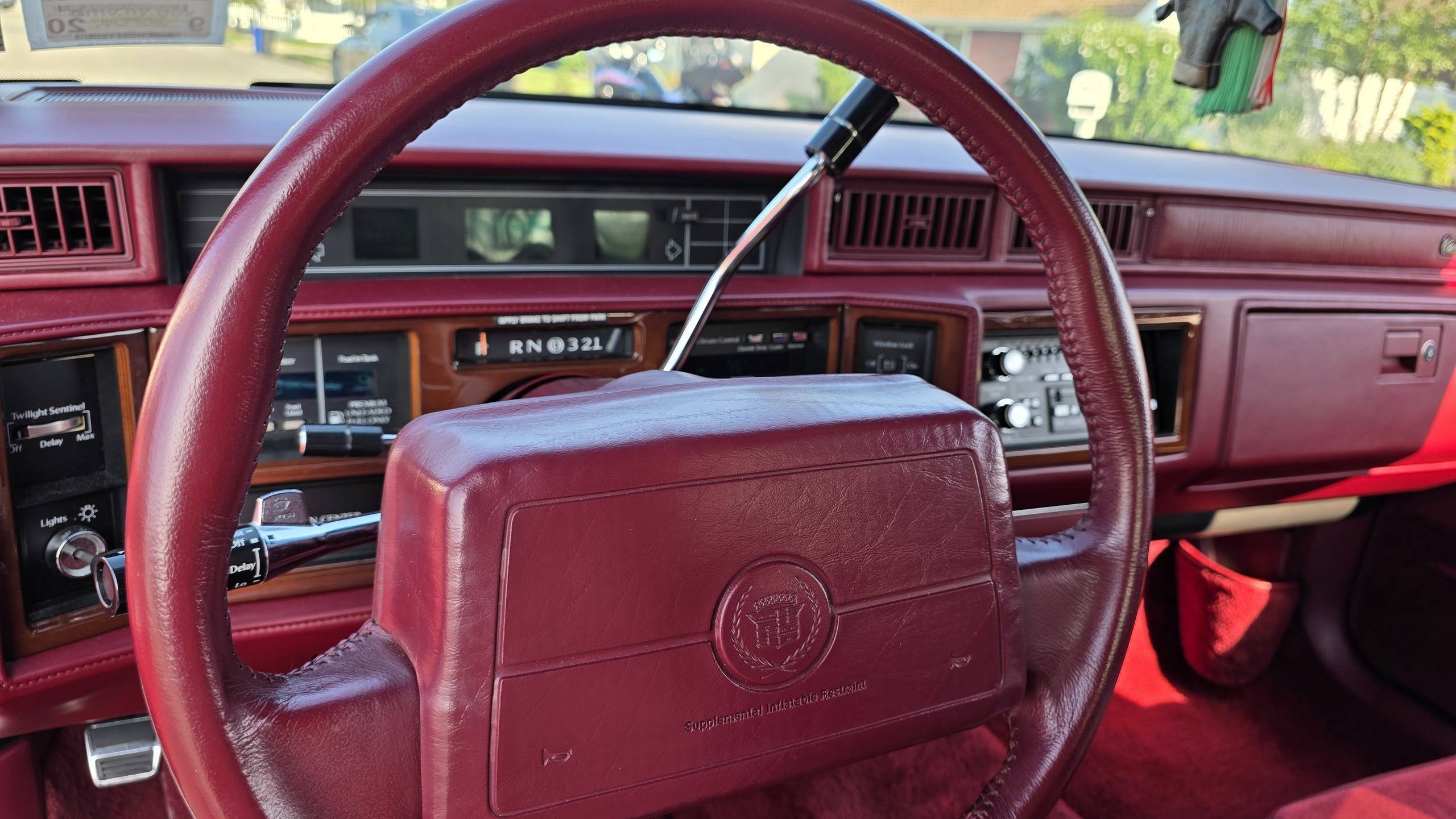 1992 Cadillac Fleetwood 46