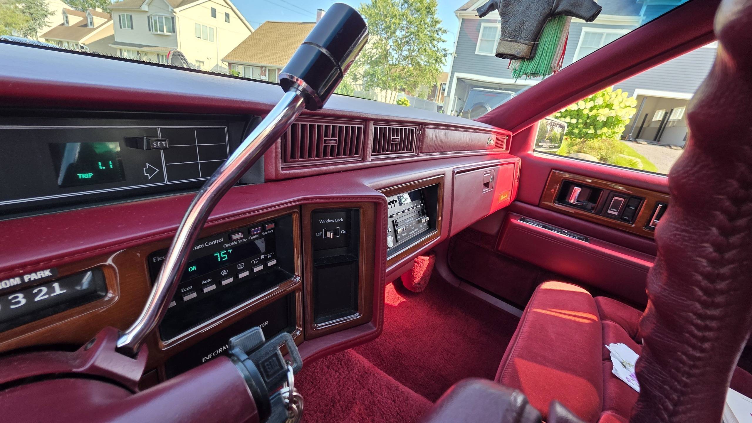 1992 Cadillac Fleetwood 49