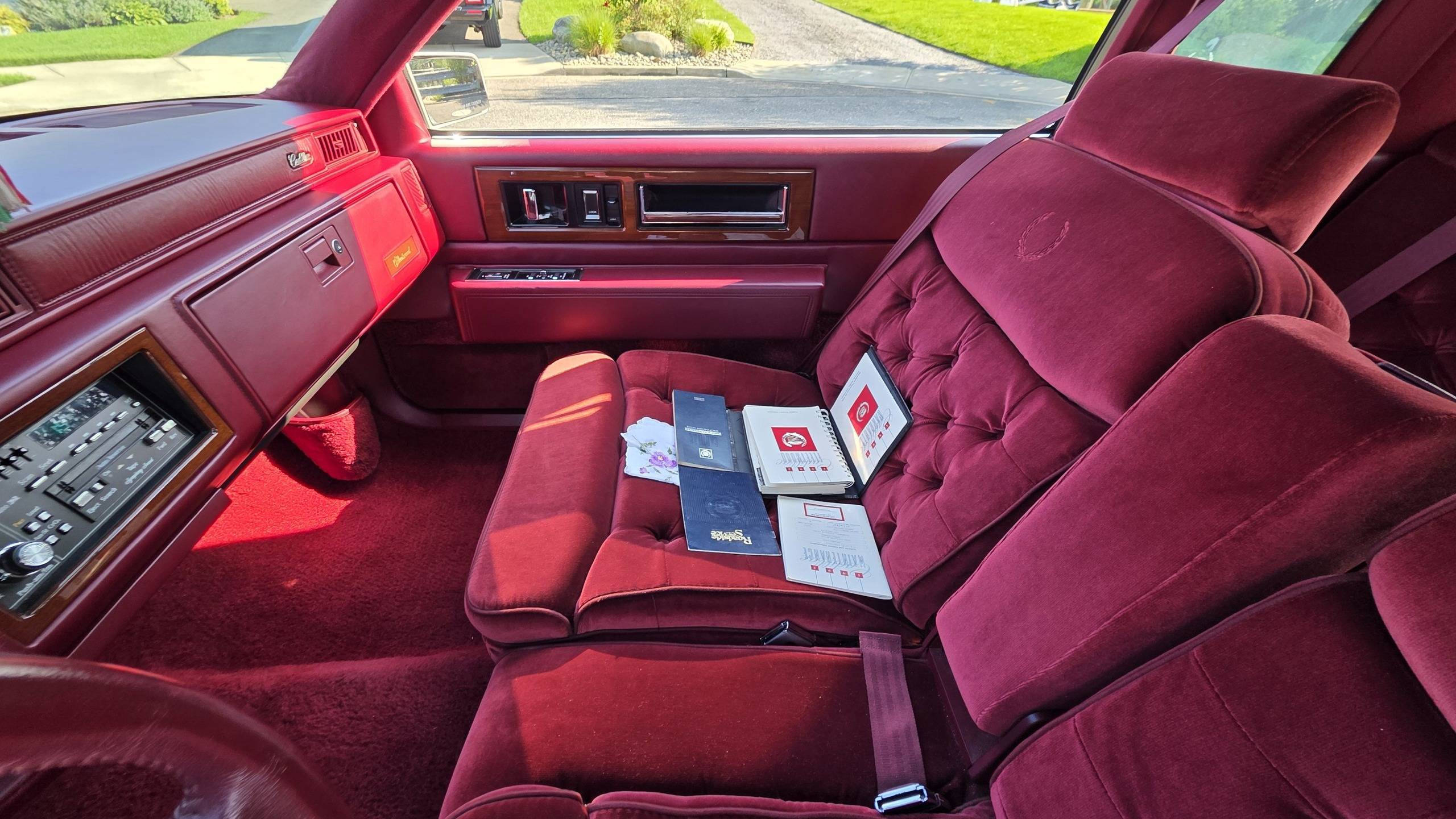 1992 Cadillac Fleetwood 57