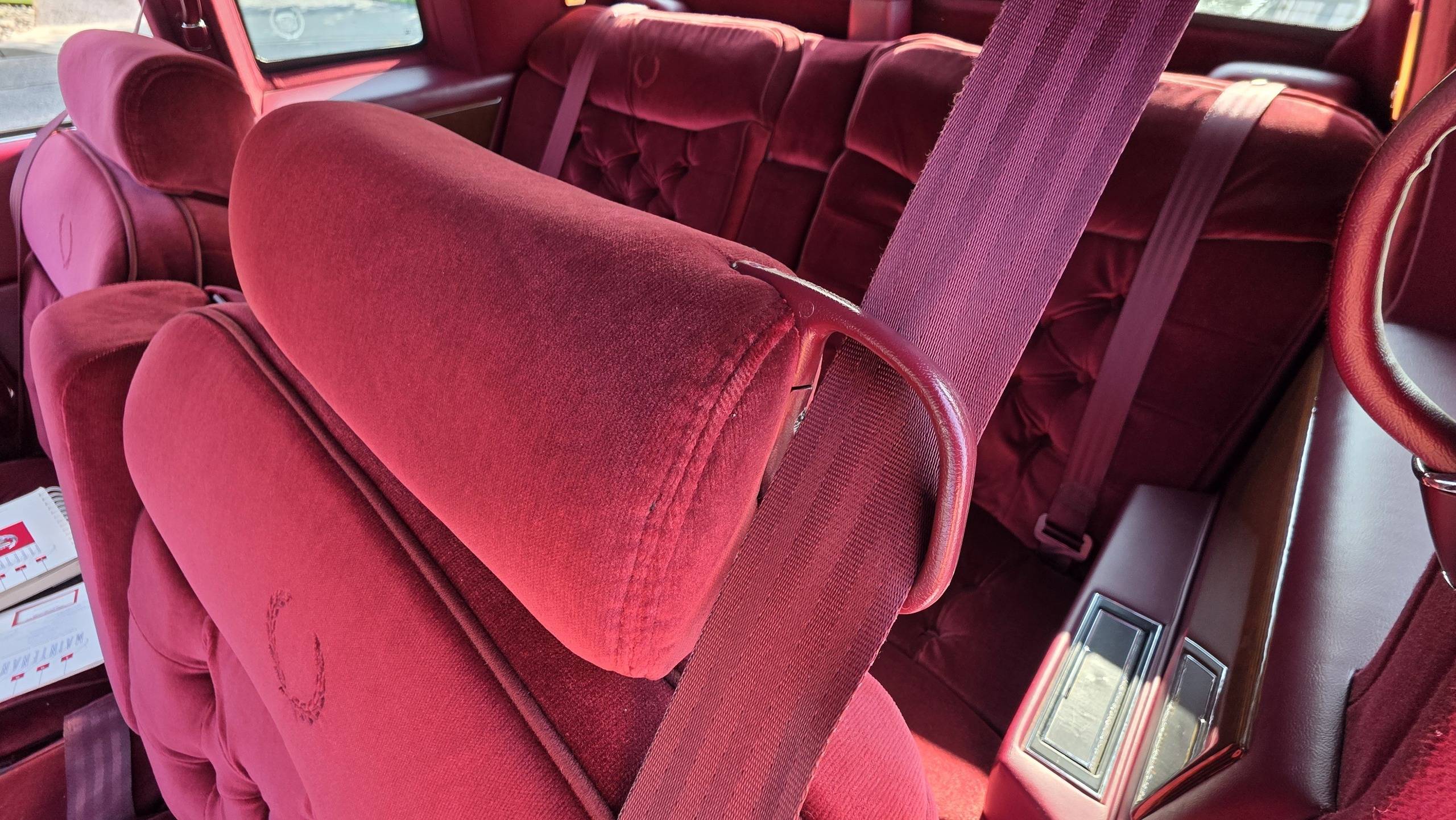 1992 Cadillac Fleetwood 70