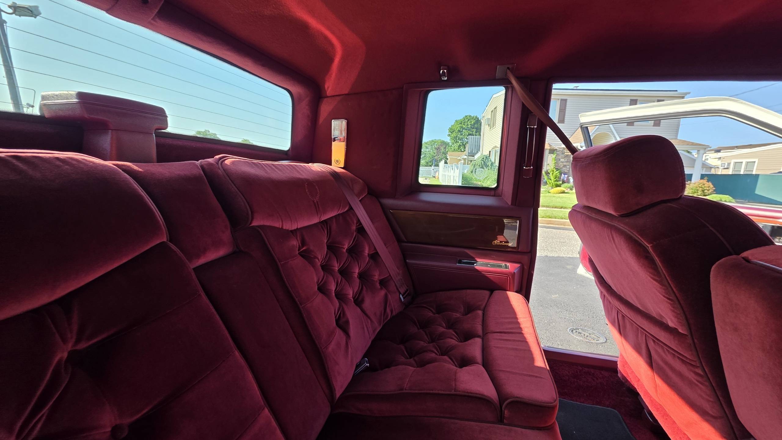 1992 Cadillac Fleetwood 72