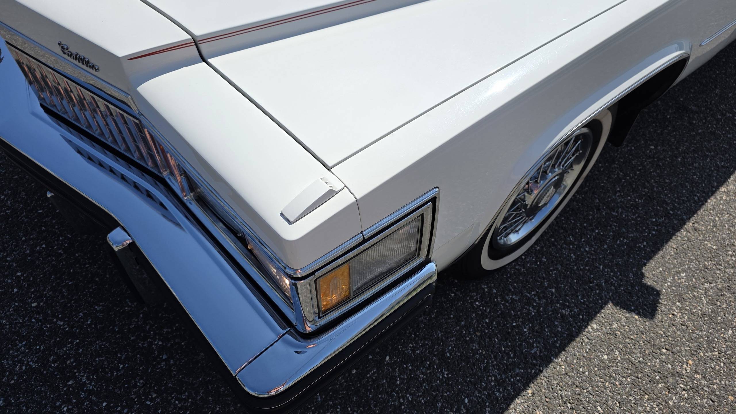 1978 Cadillac Coupe DeVille 27