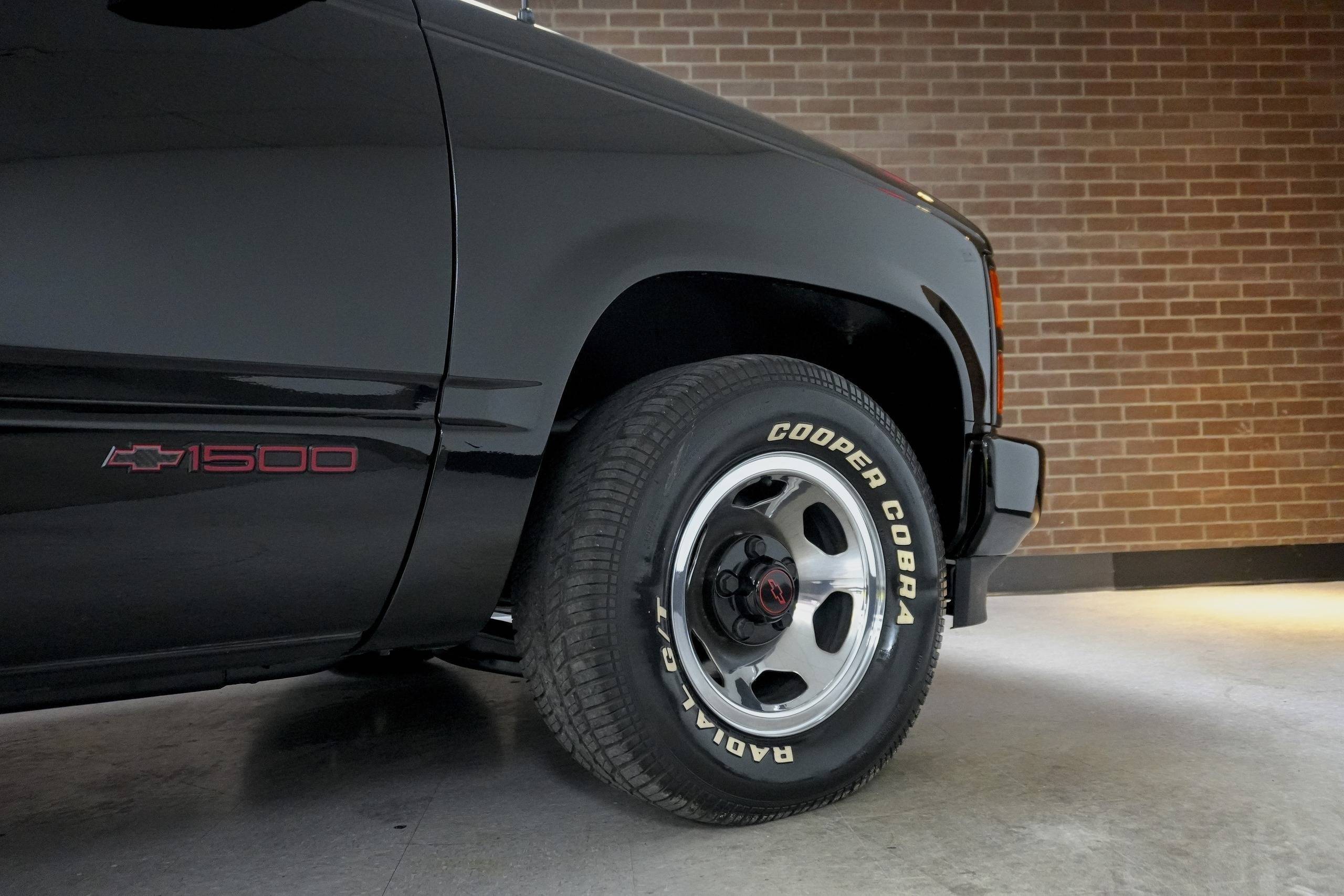 1990 Chevrolet K1500 21