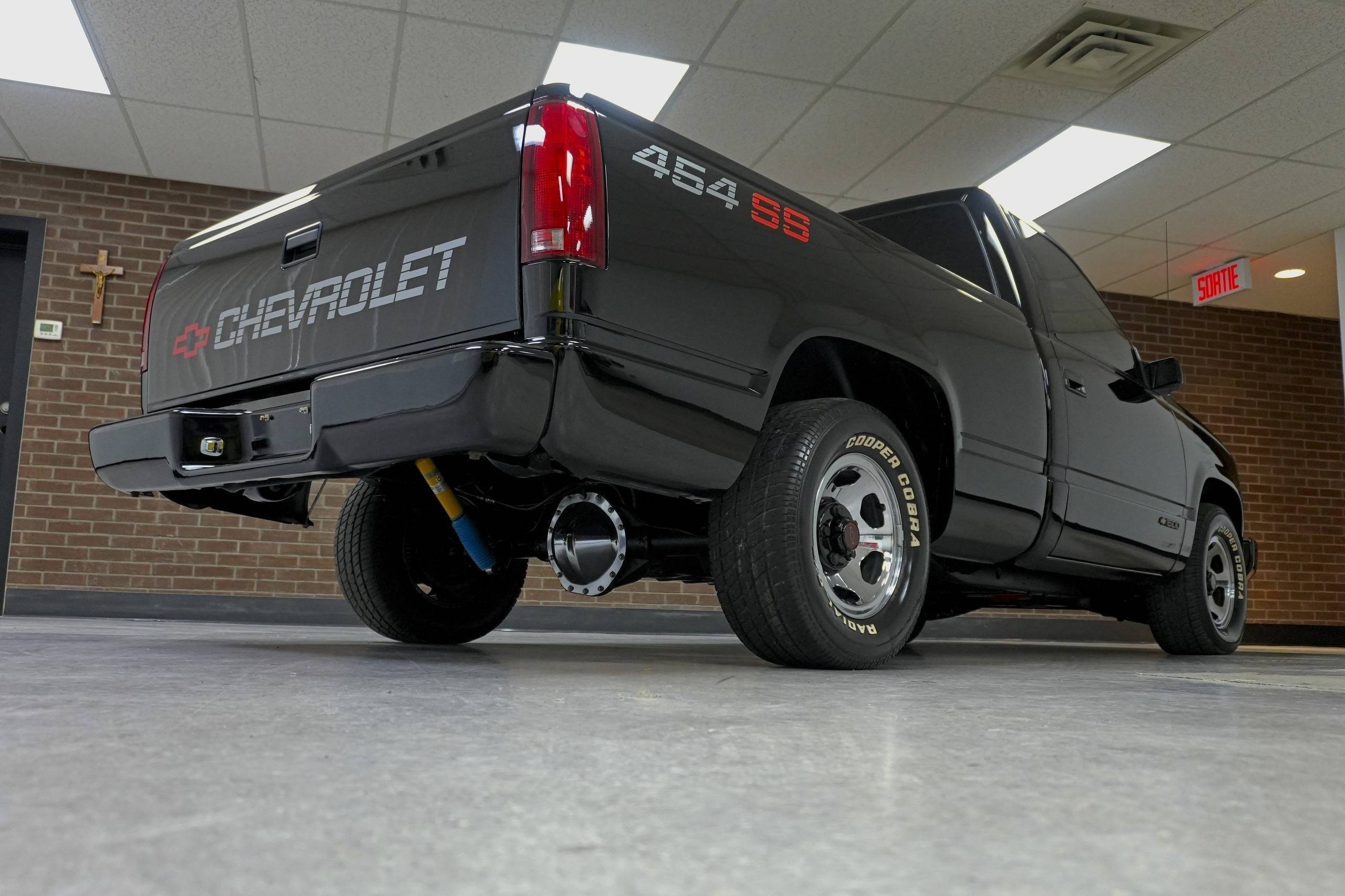 1990 Chevrolet K1500 24