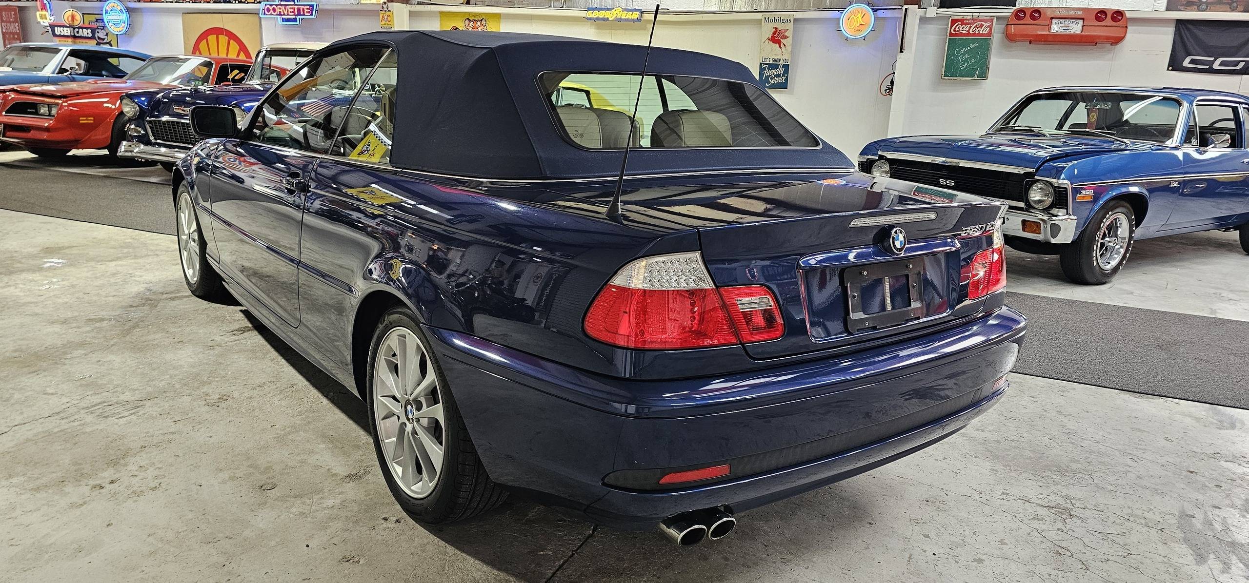2005 BMW 330ci 15