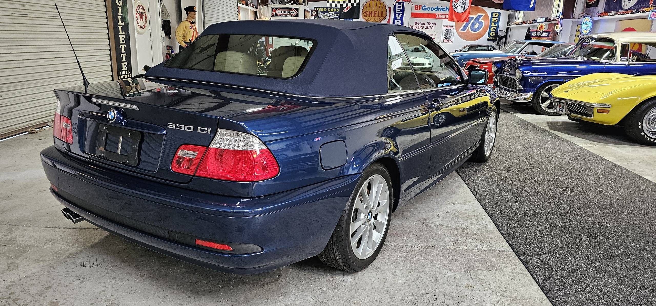 2005 BMW 330ci 18