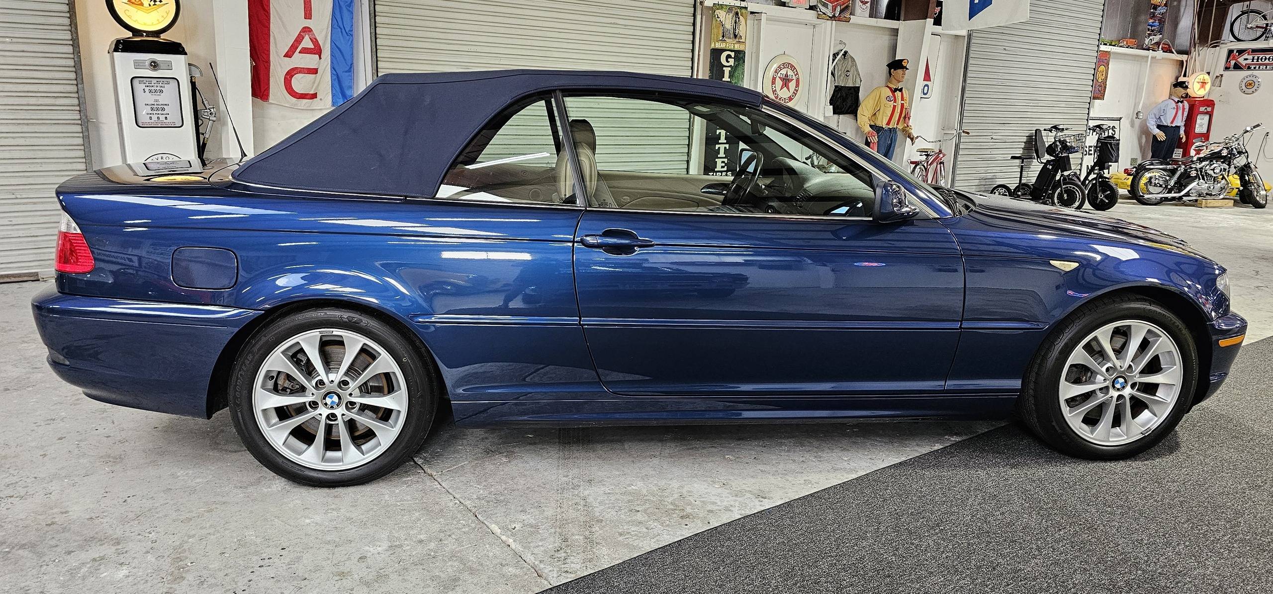 2005 BMW 330ci 19