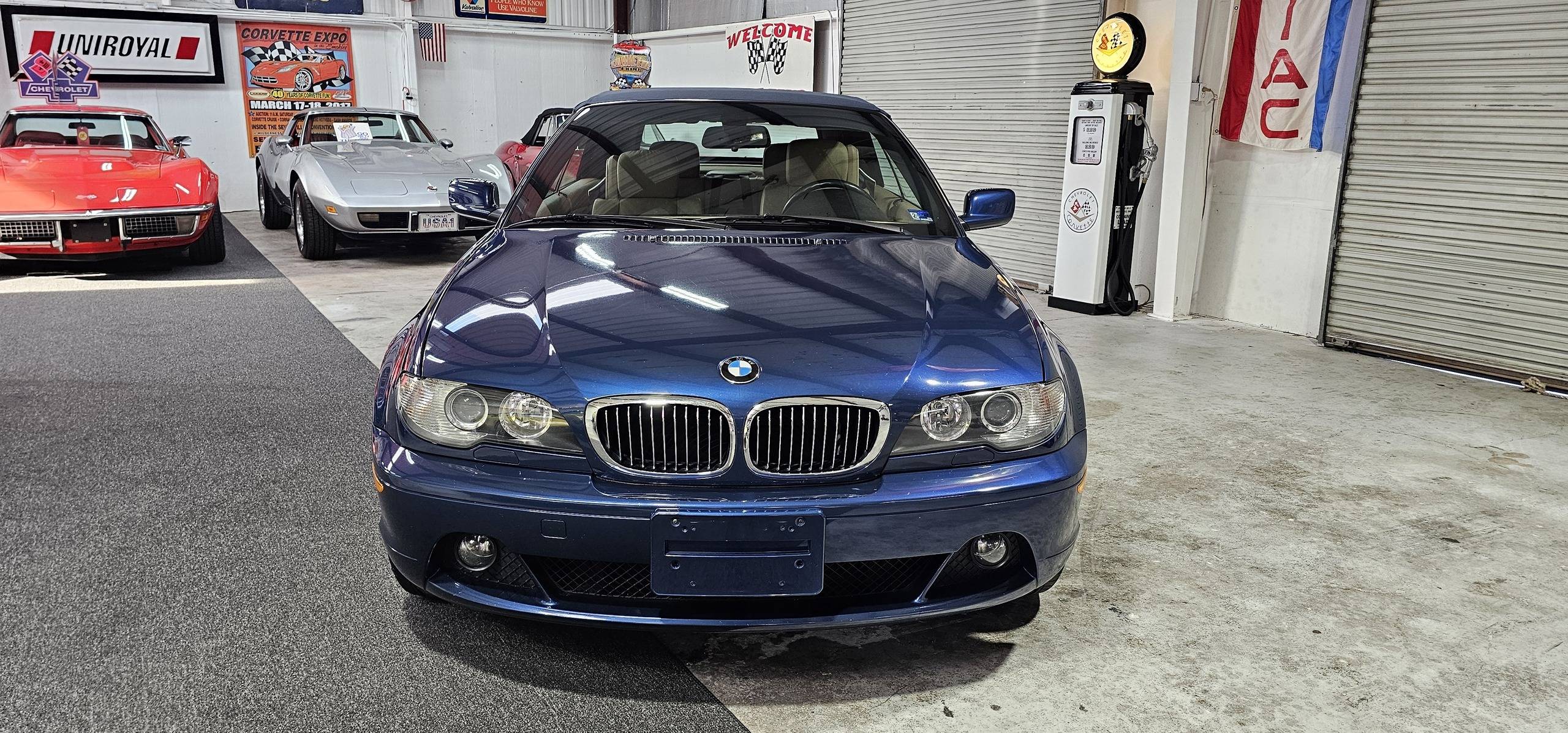 2005 BMW 330ci 21