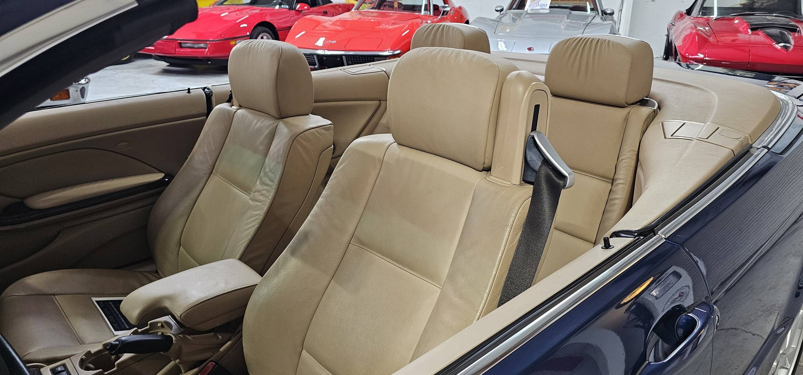 2005 BMW 330ci 52