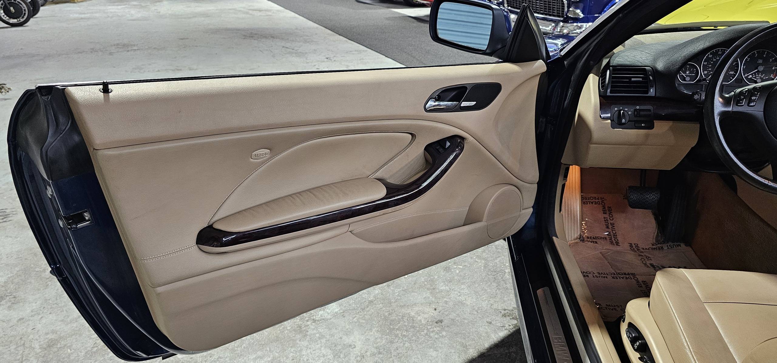 2005 BMW 330ci 60