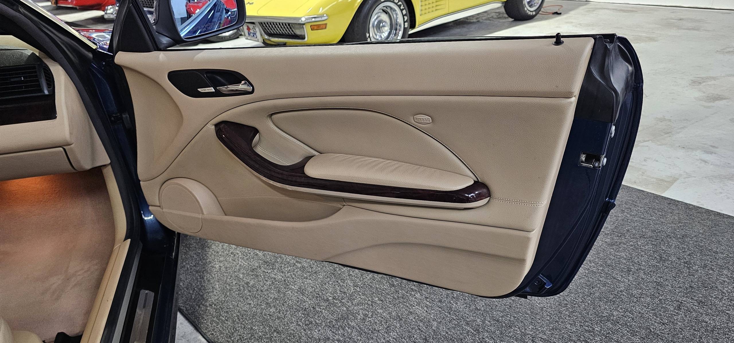 2005 BMW 330ci 71