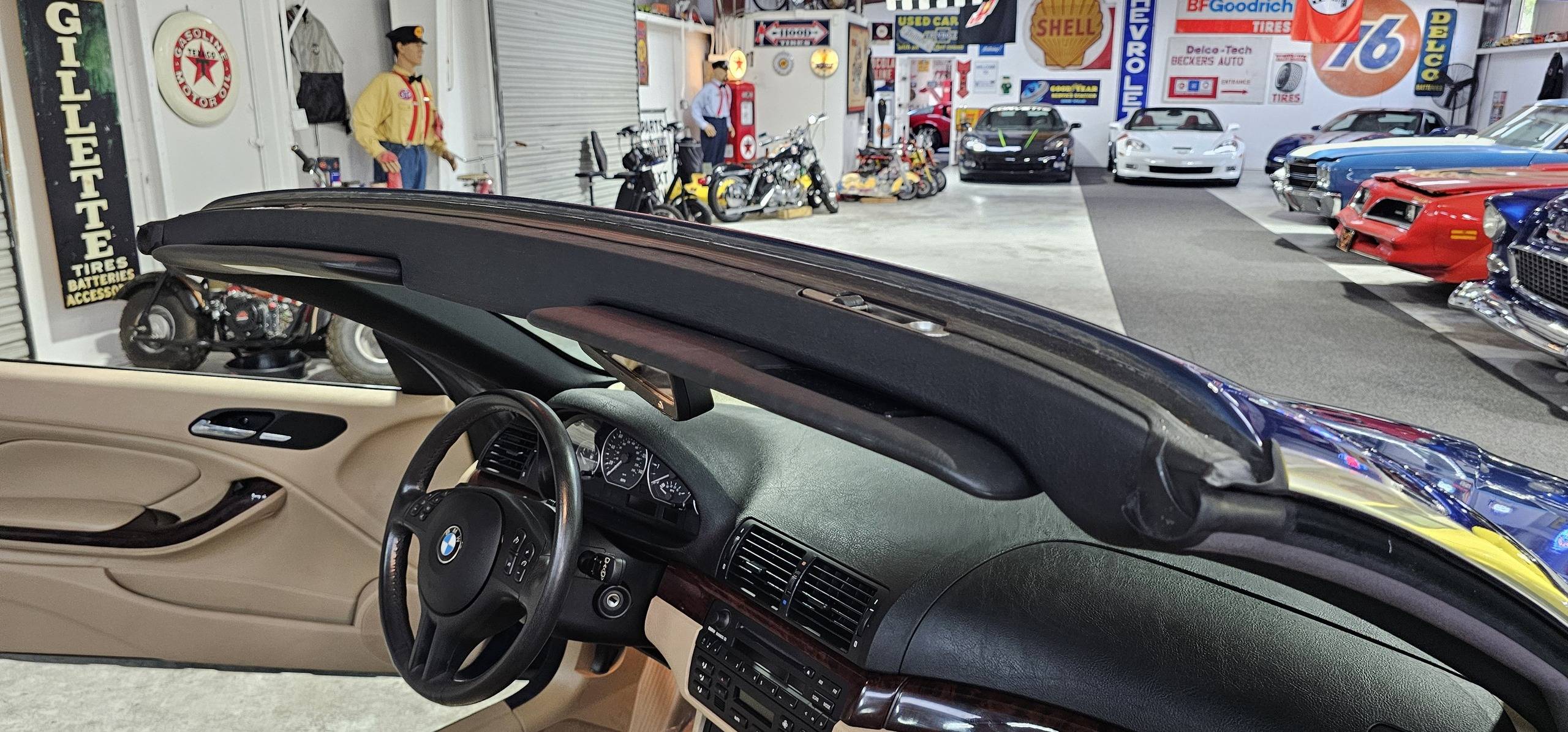 2005 BMW 330ci 76