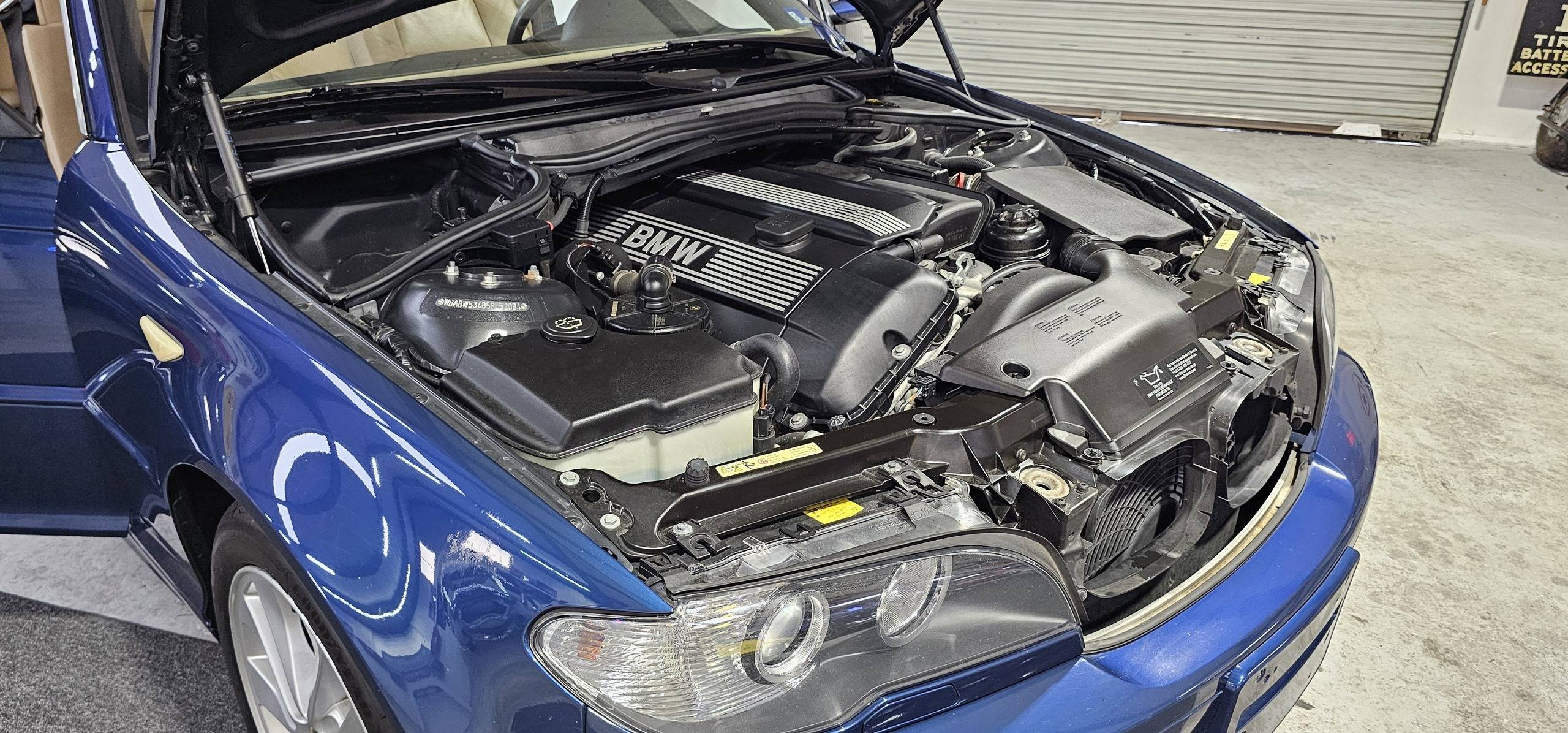 2005 BMW 330ci 83