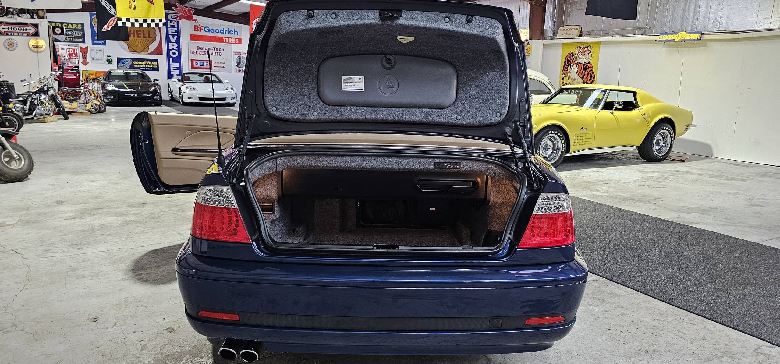 2005 BMW 330ci 92
