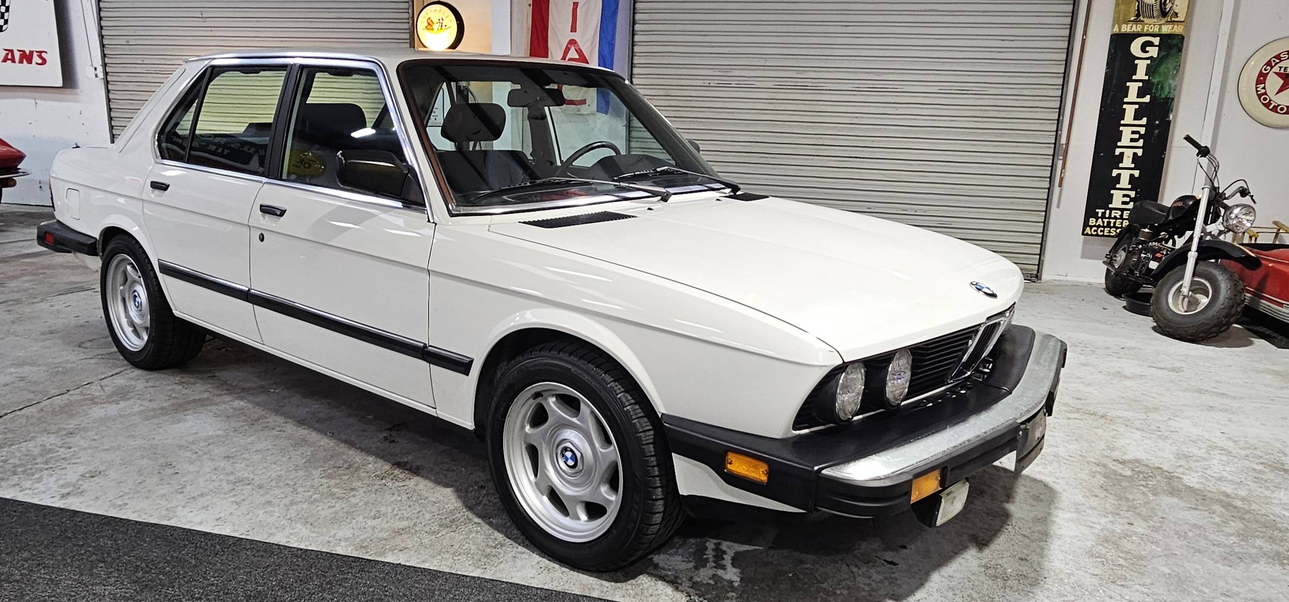 1988 BMW 528E 12