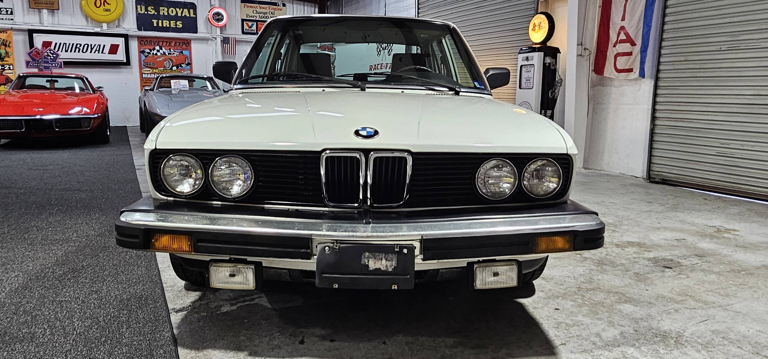 1988 BMW 528E 14