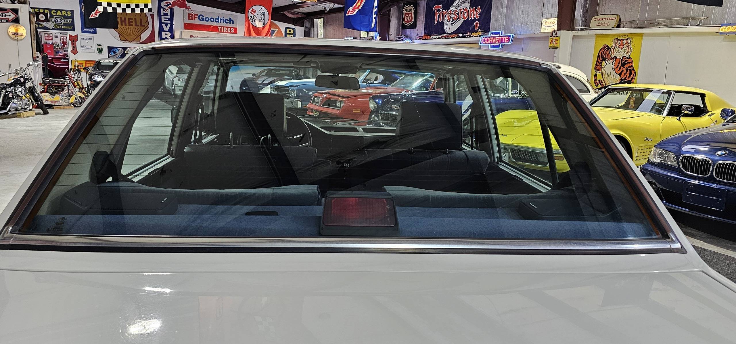 1988 BMW 528E 21