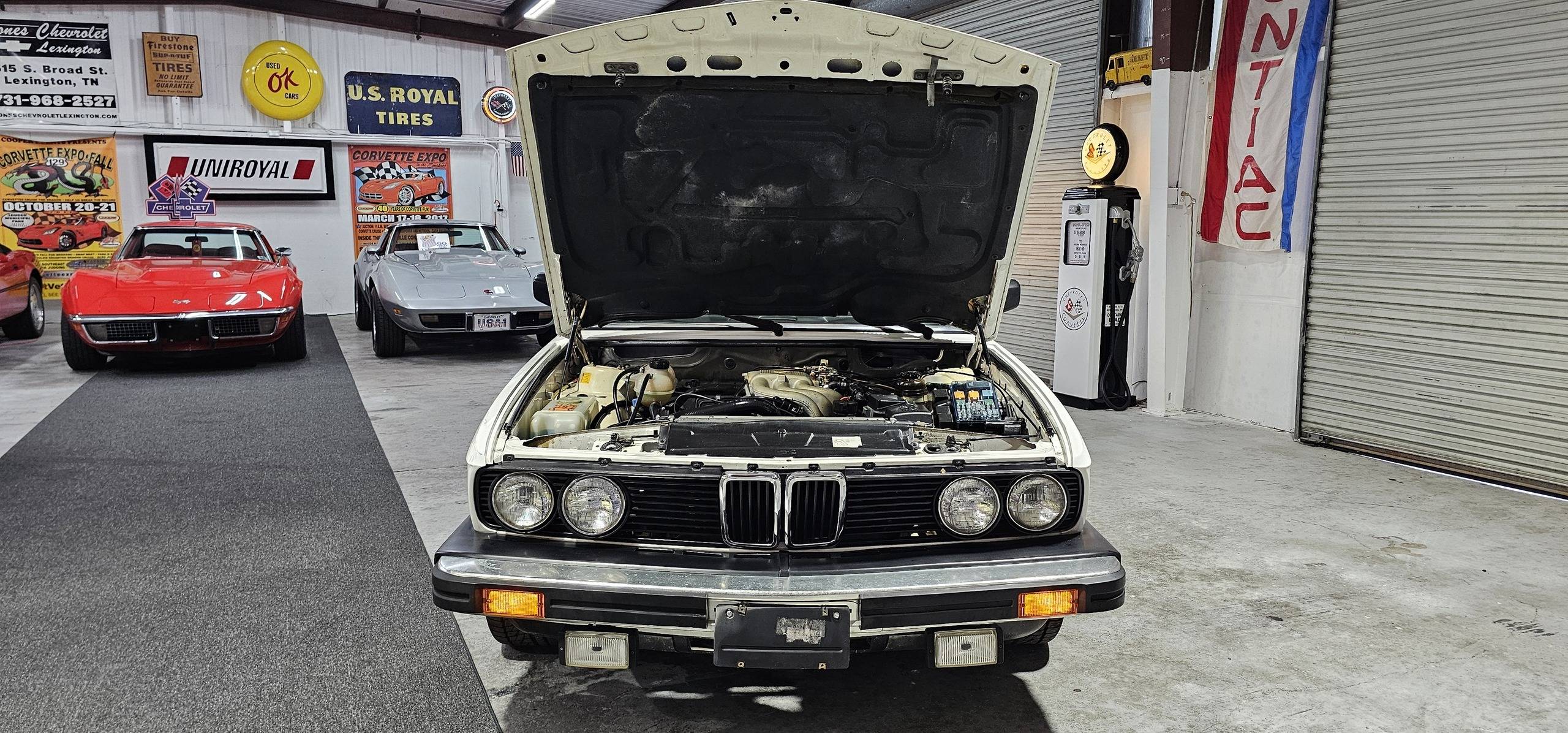 1988 BMW 528E 33