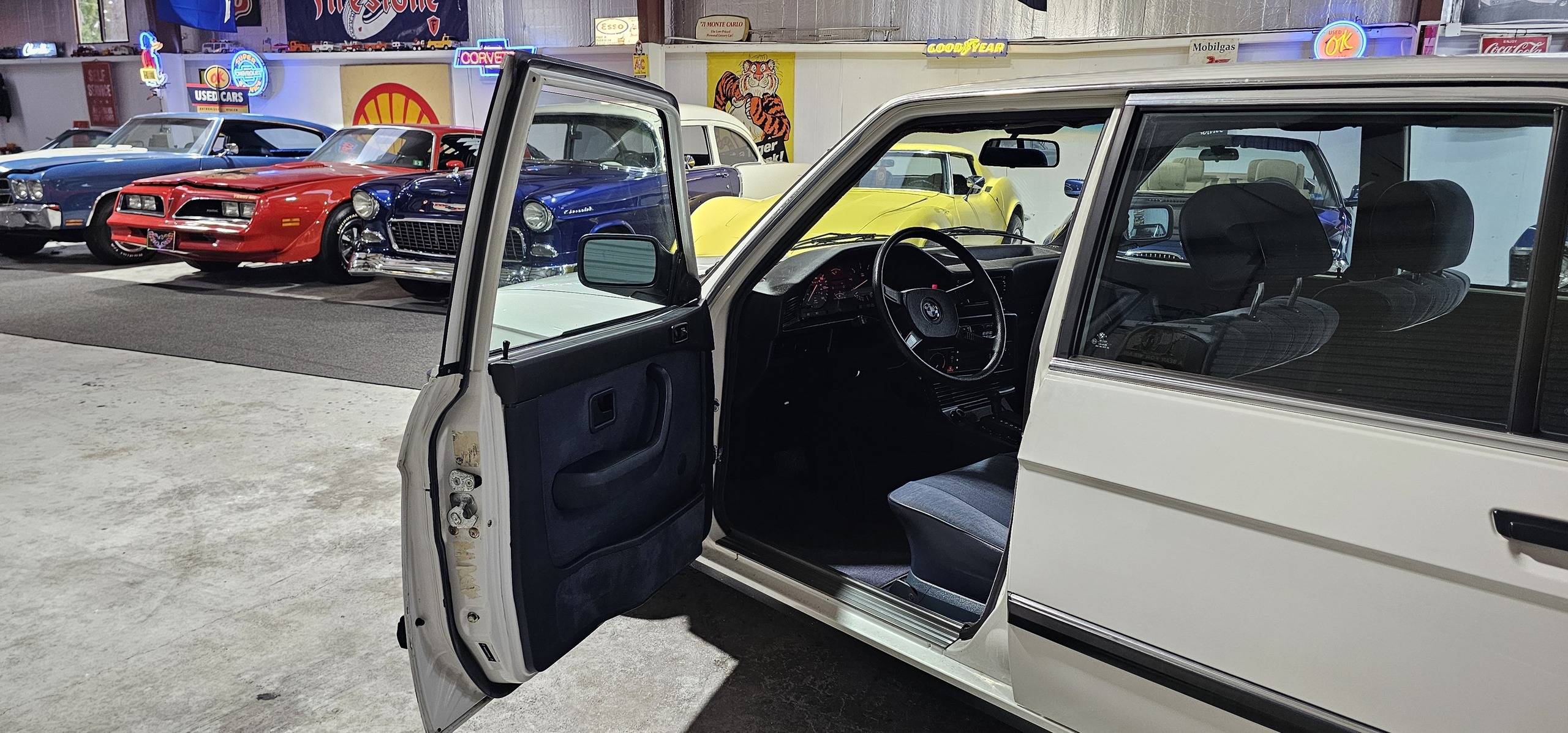 1988 BMW 528E 42