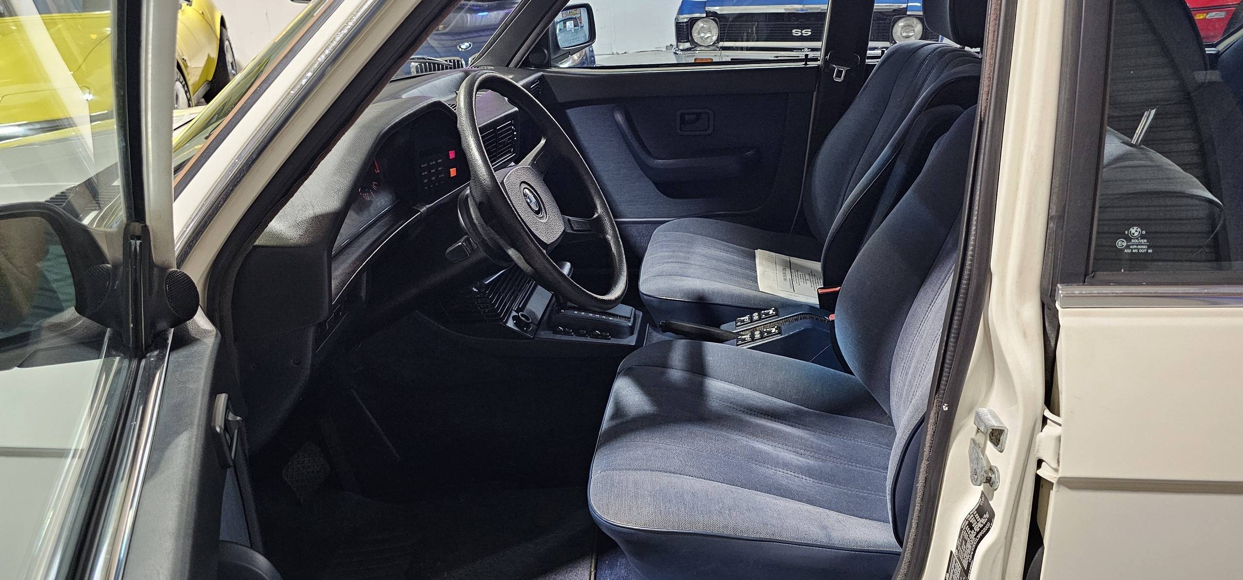 1988 BMW 528E 45