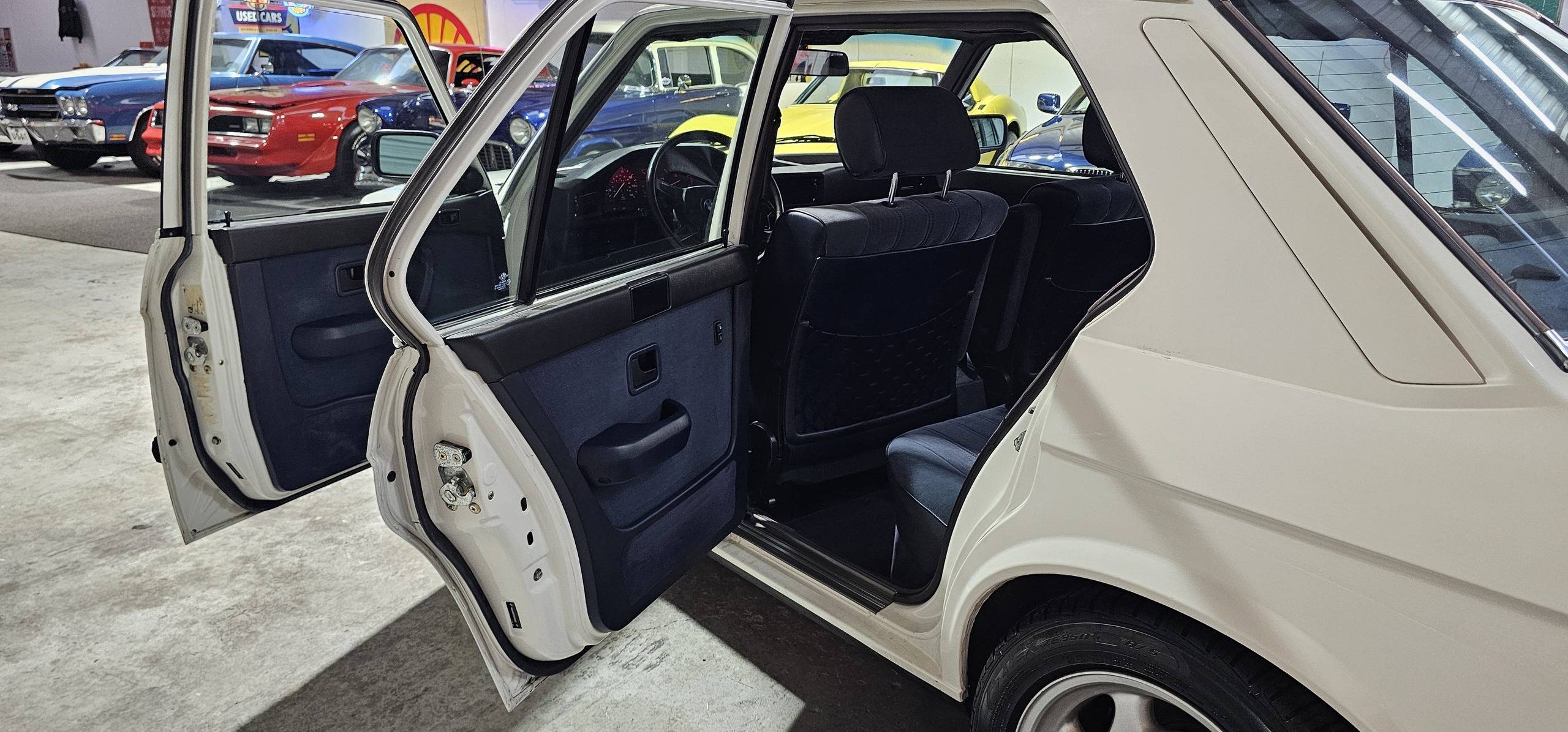 1988 BMW 528E 49