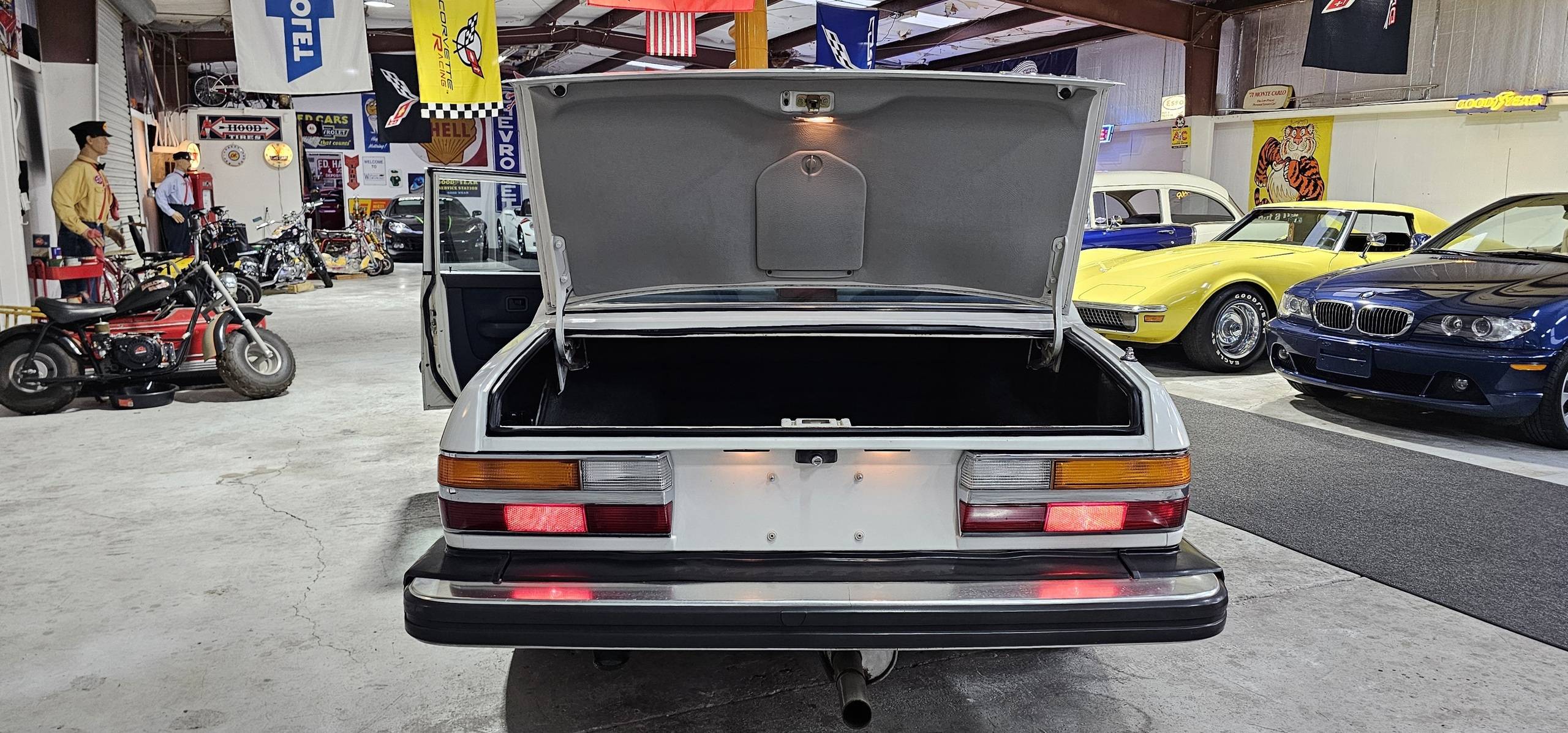 1988 BMW 528E 68