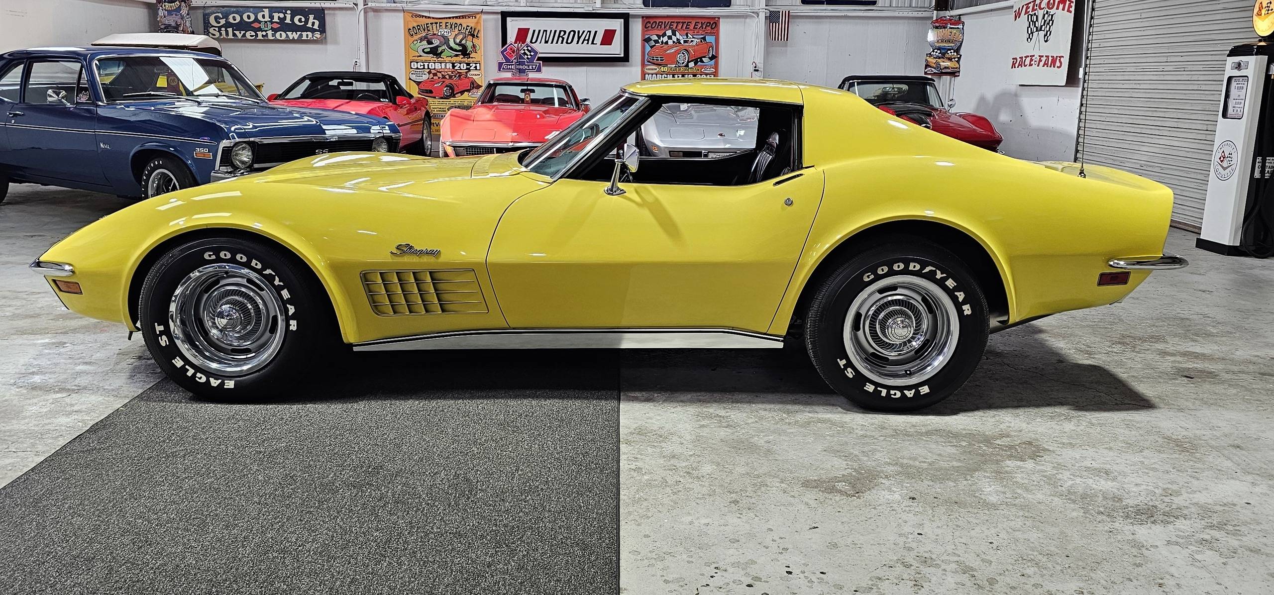 1970 Chevrolet Corvette 11