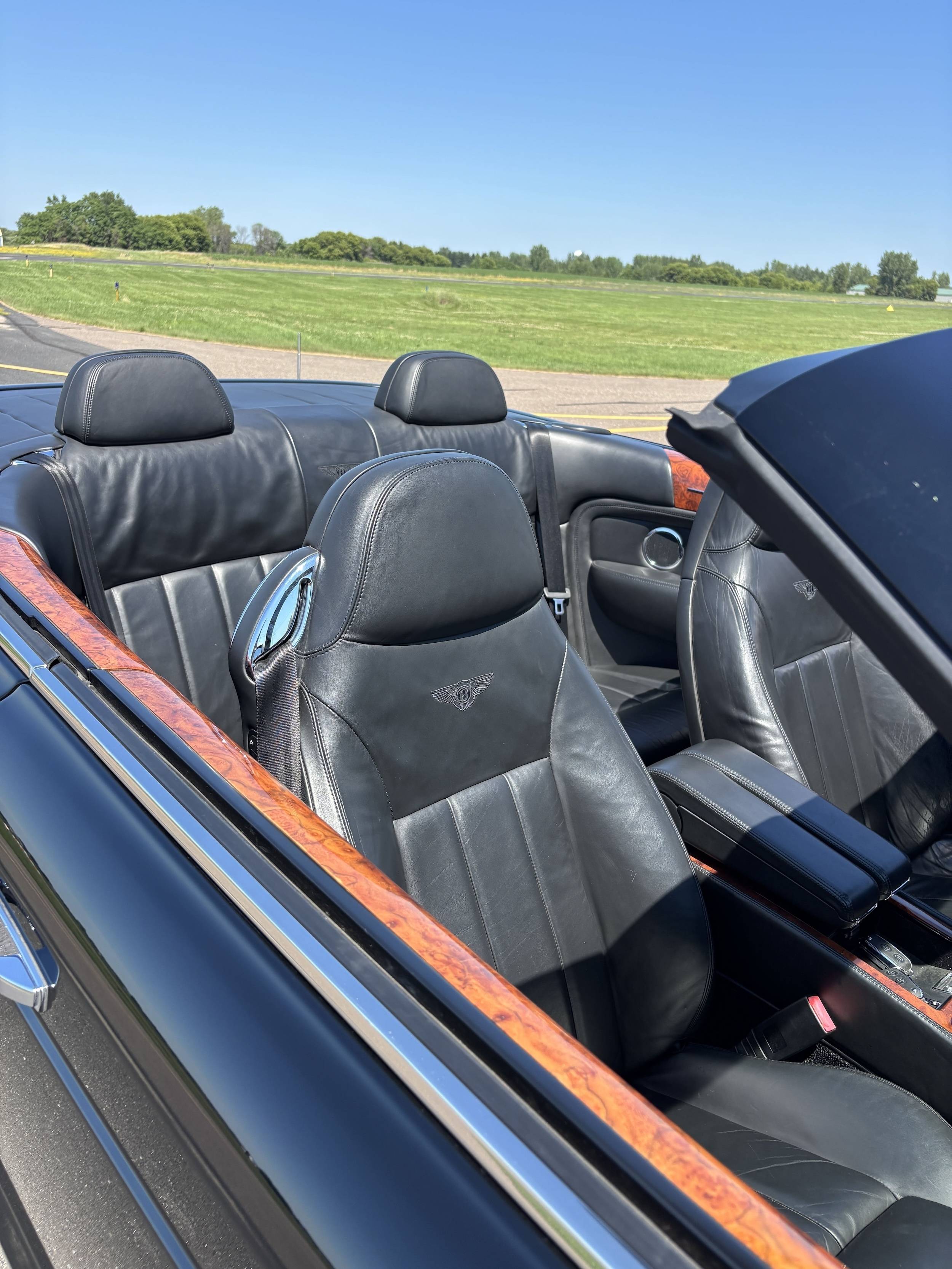 2008 Bentley Azure 13