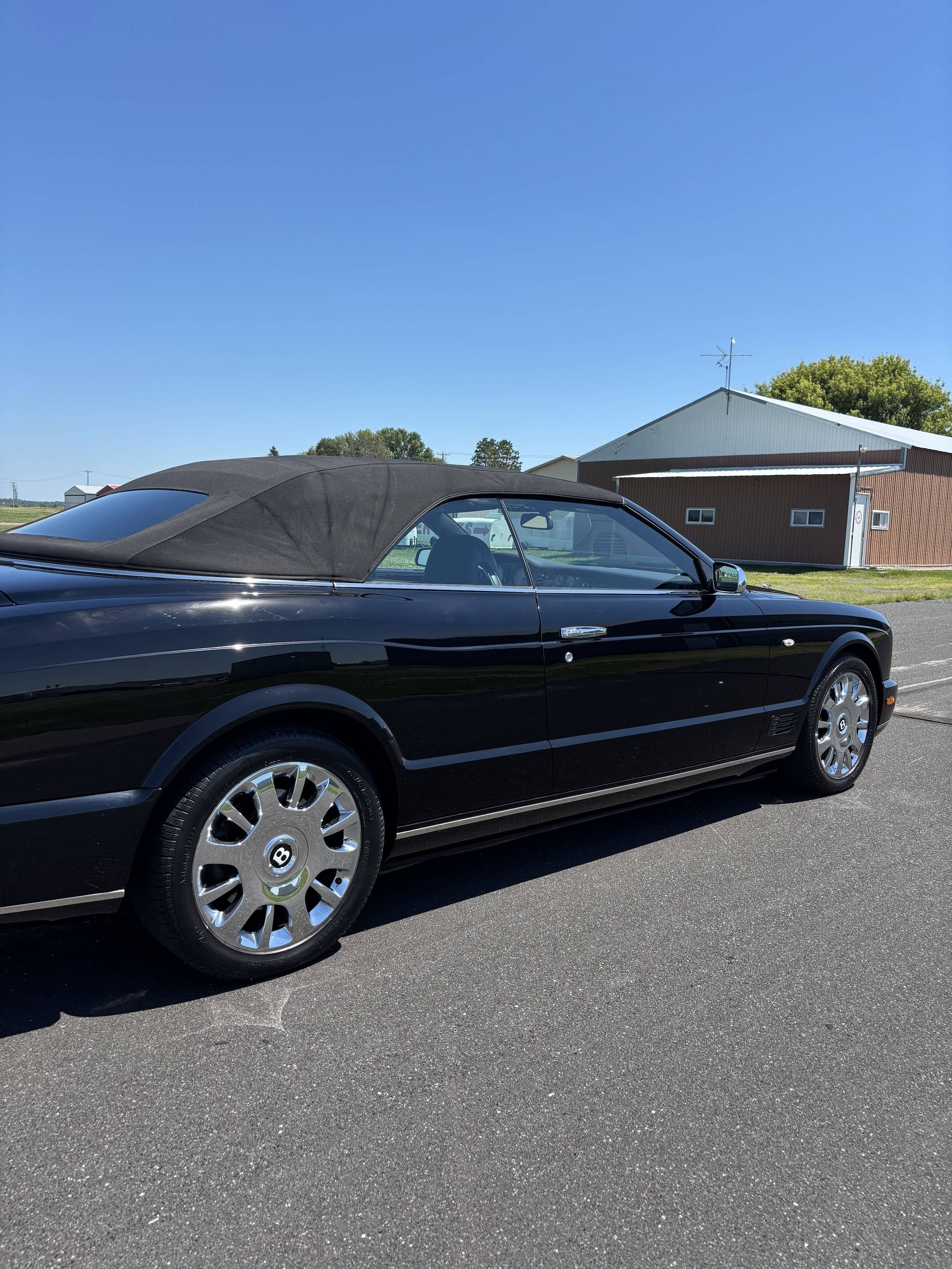 2008 Bentley Azure 19