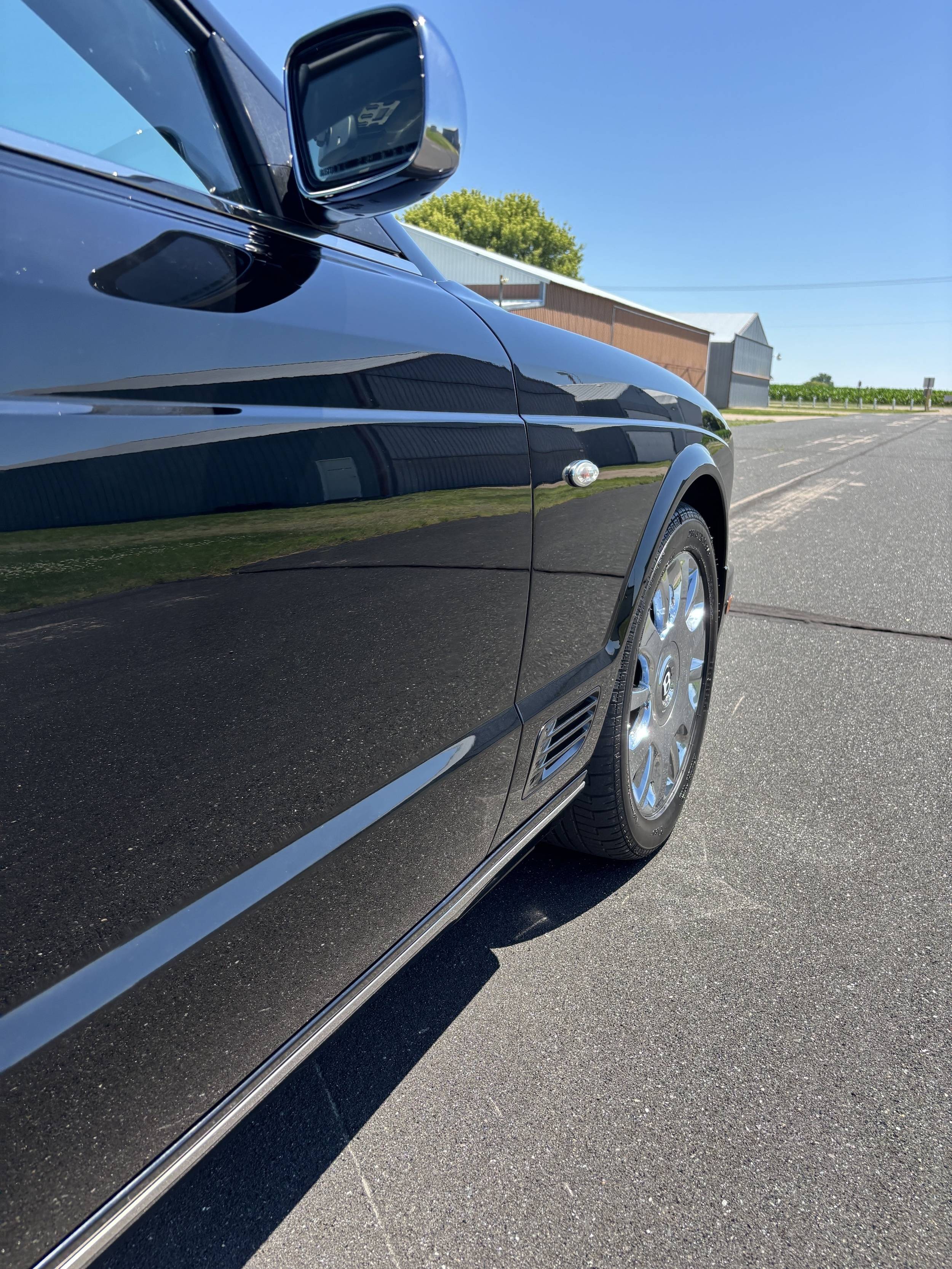 2008 Bentley Azure 23