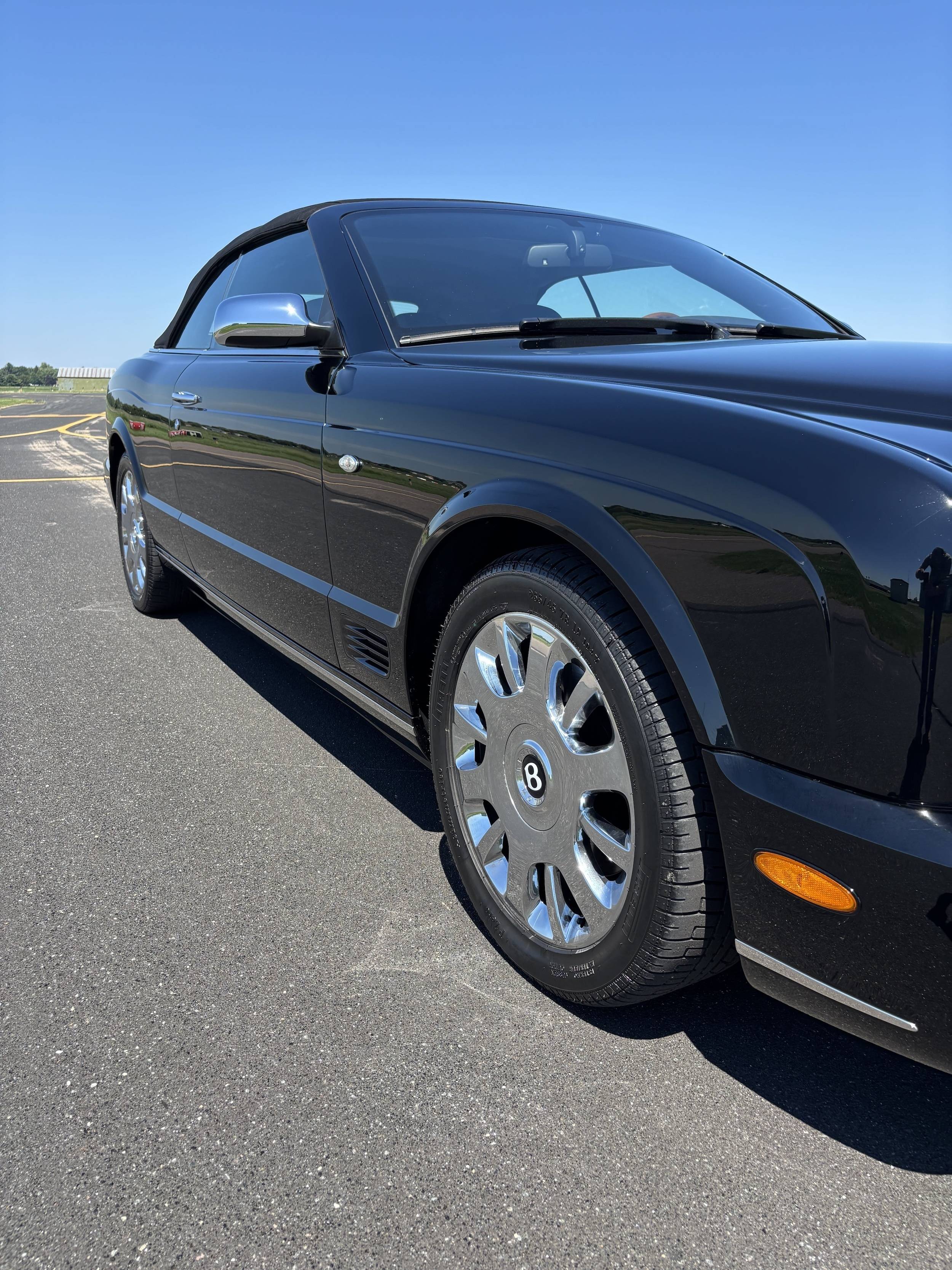 2008 Bentley Azure 24