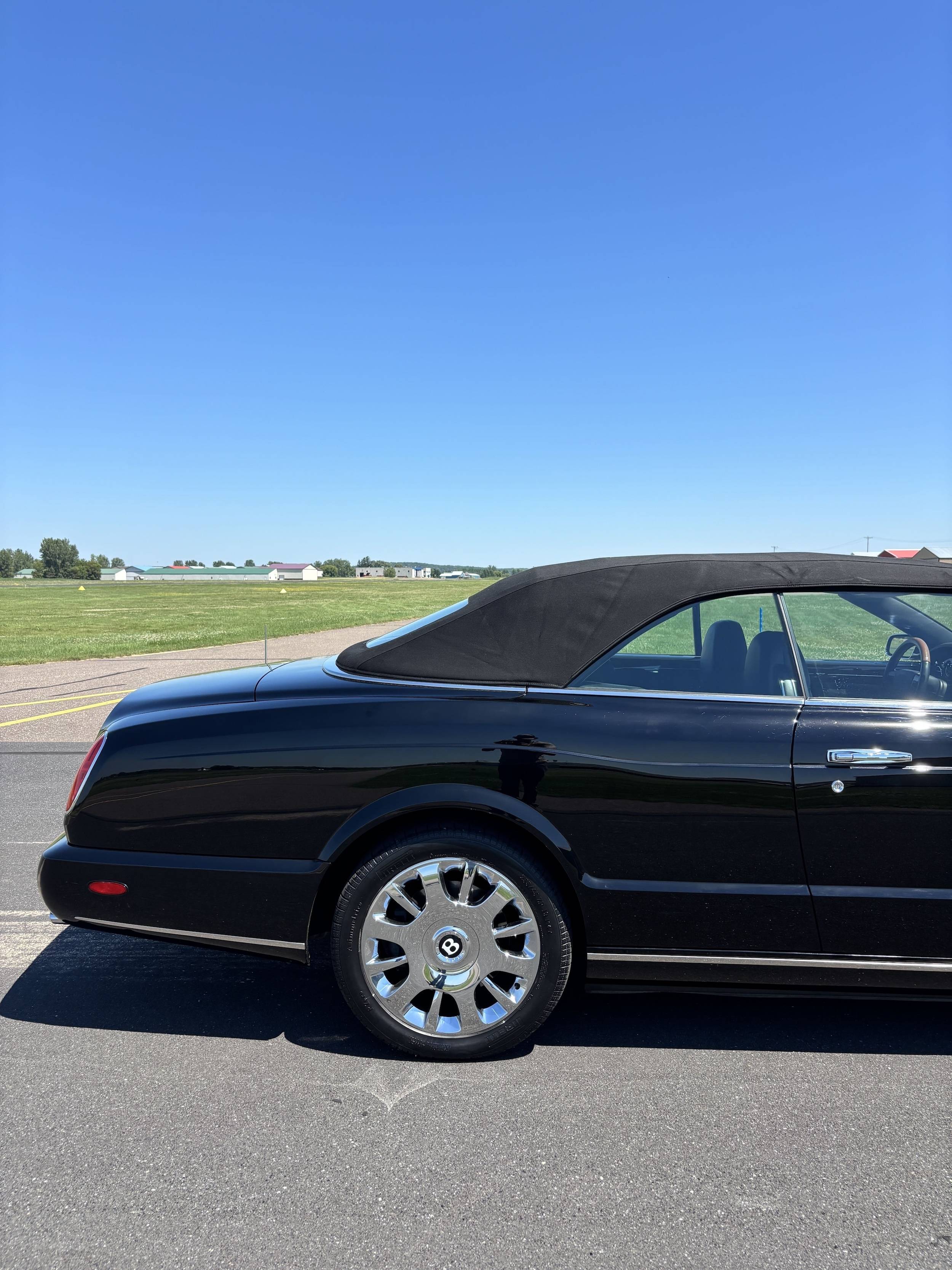 2008 Bentley Azure 28
