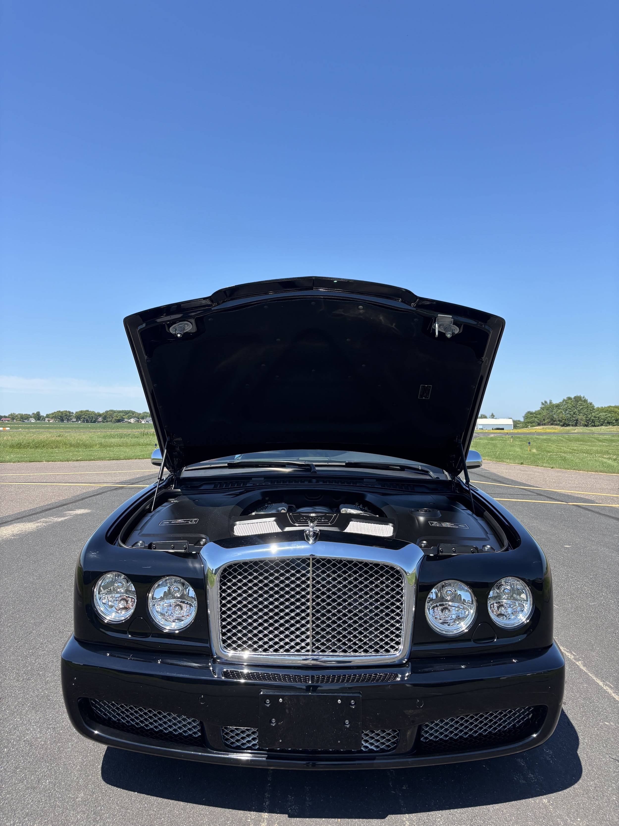 2008 Bentley Azure 29