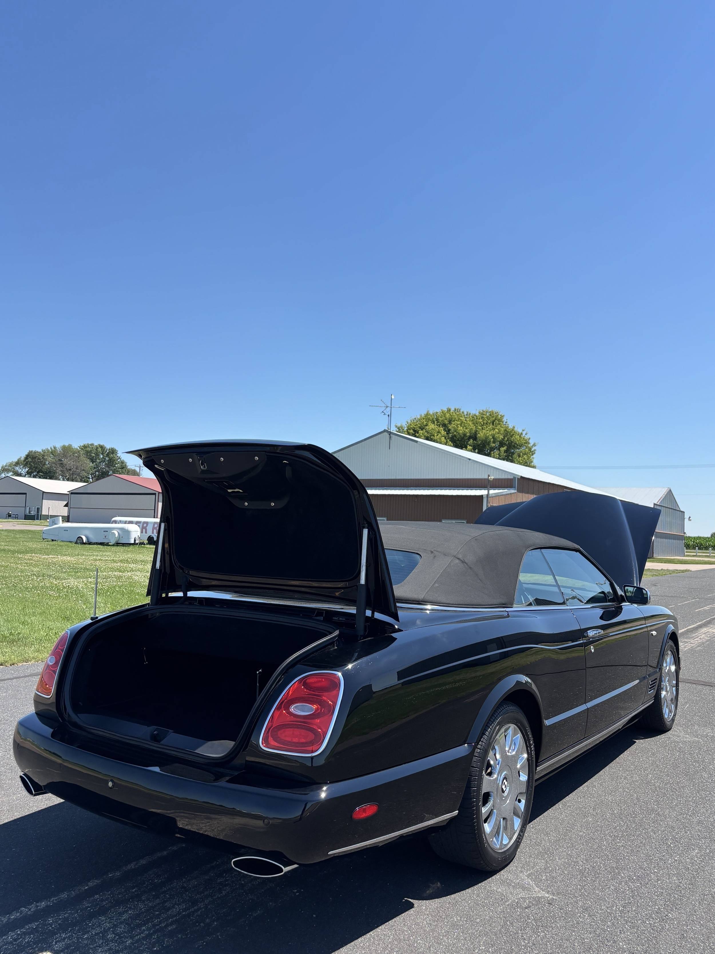 2008 Bentley Azure 41