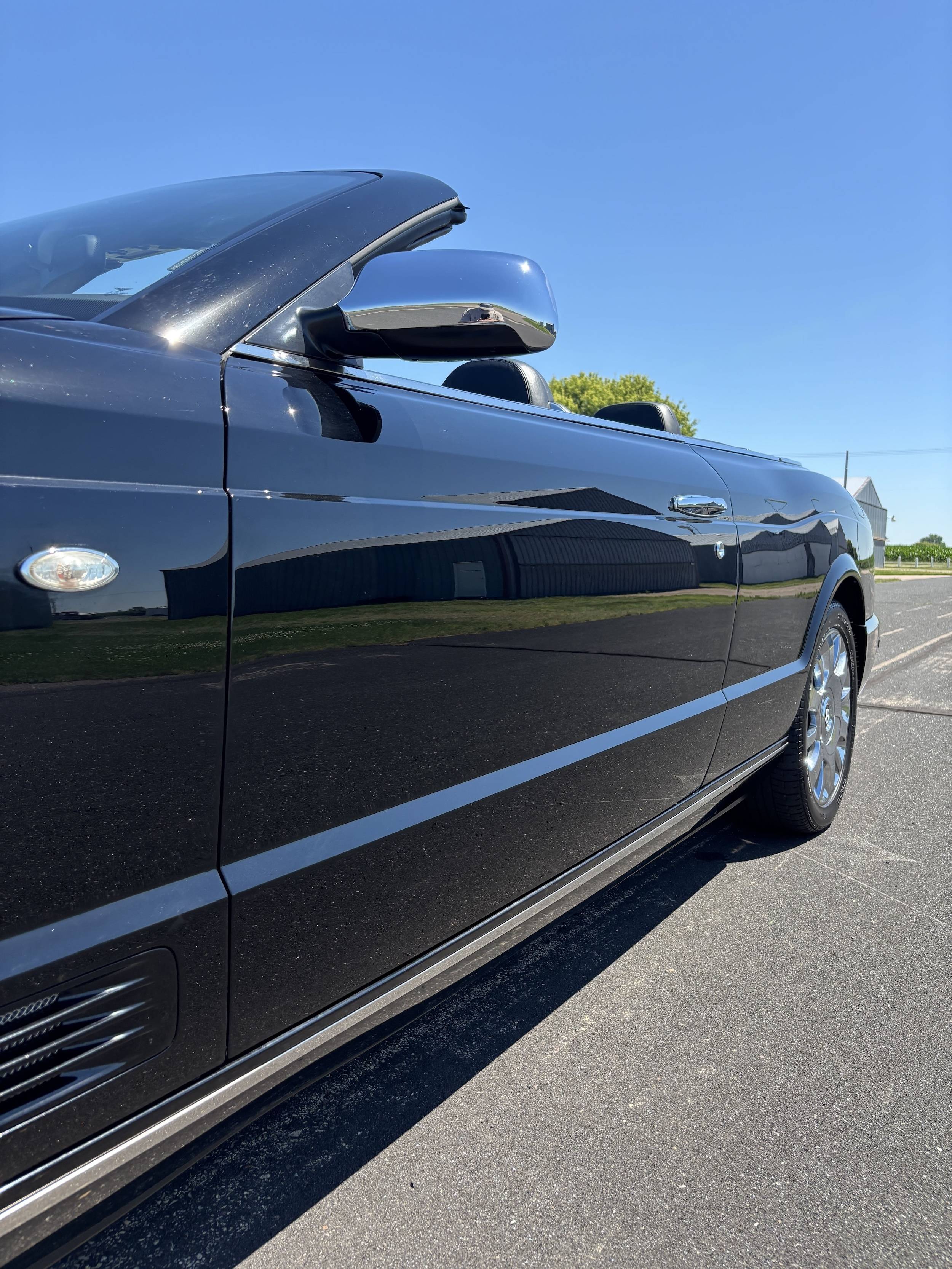 2008 Bentley Azure 56