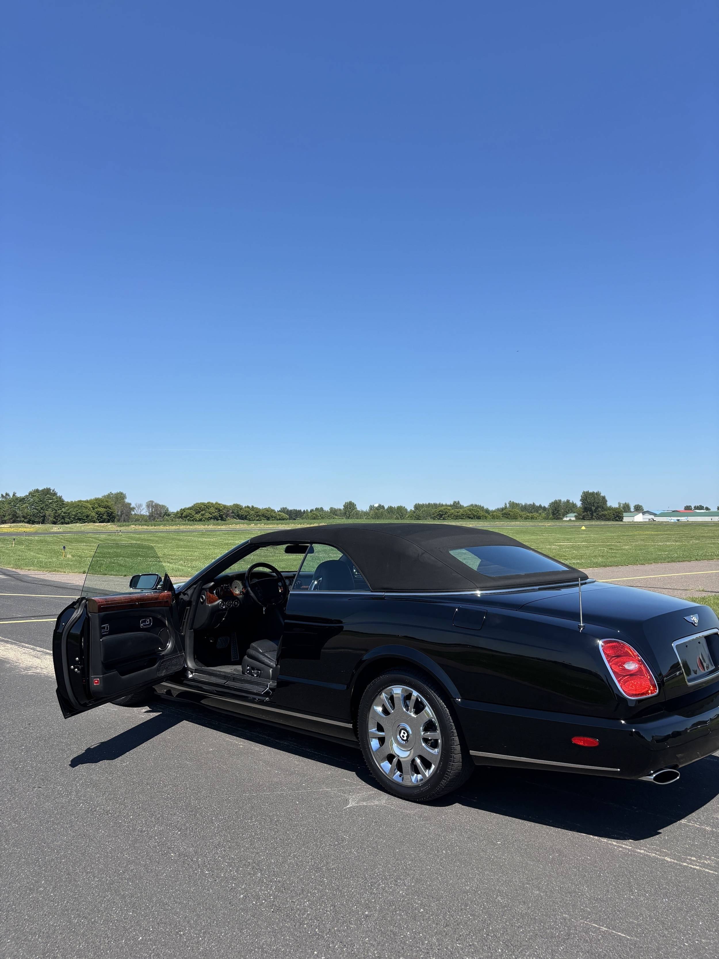 2008 Bentley Azure 70
