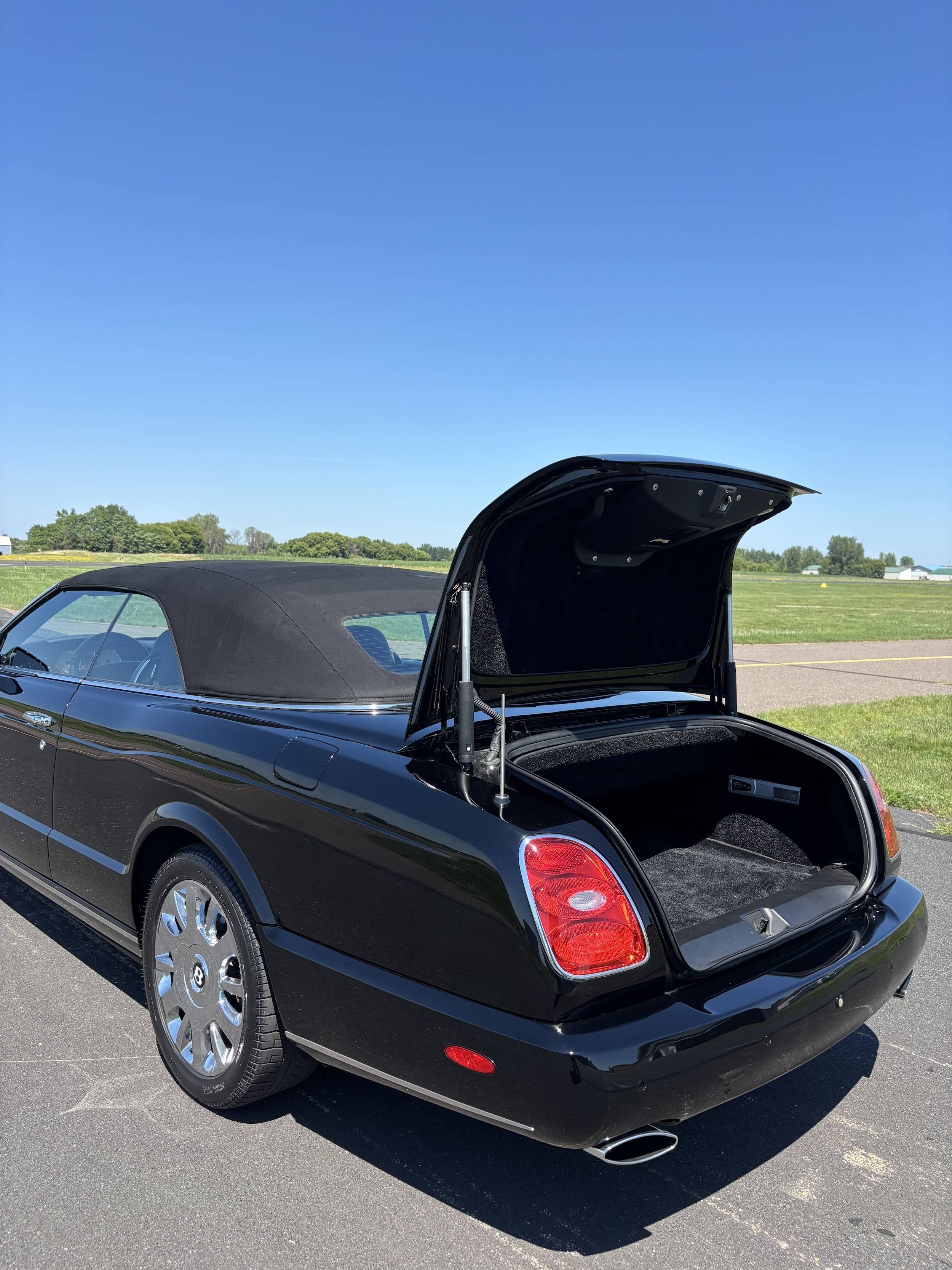 2008 Bentley Azure 83