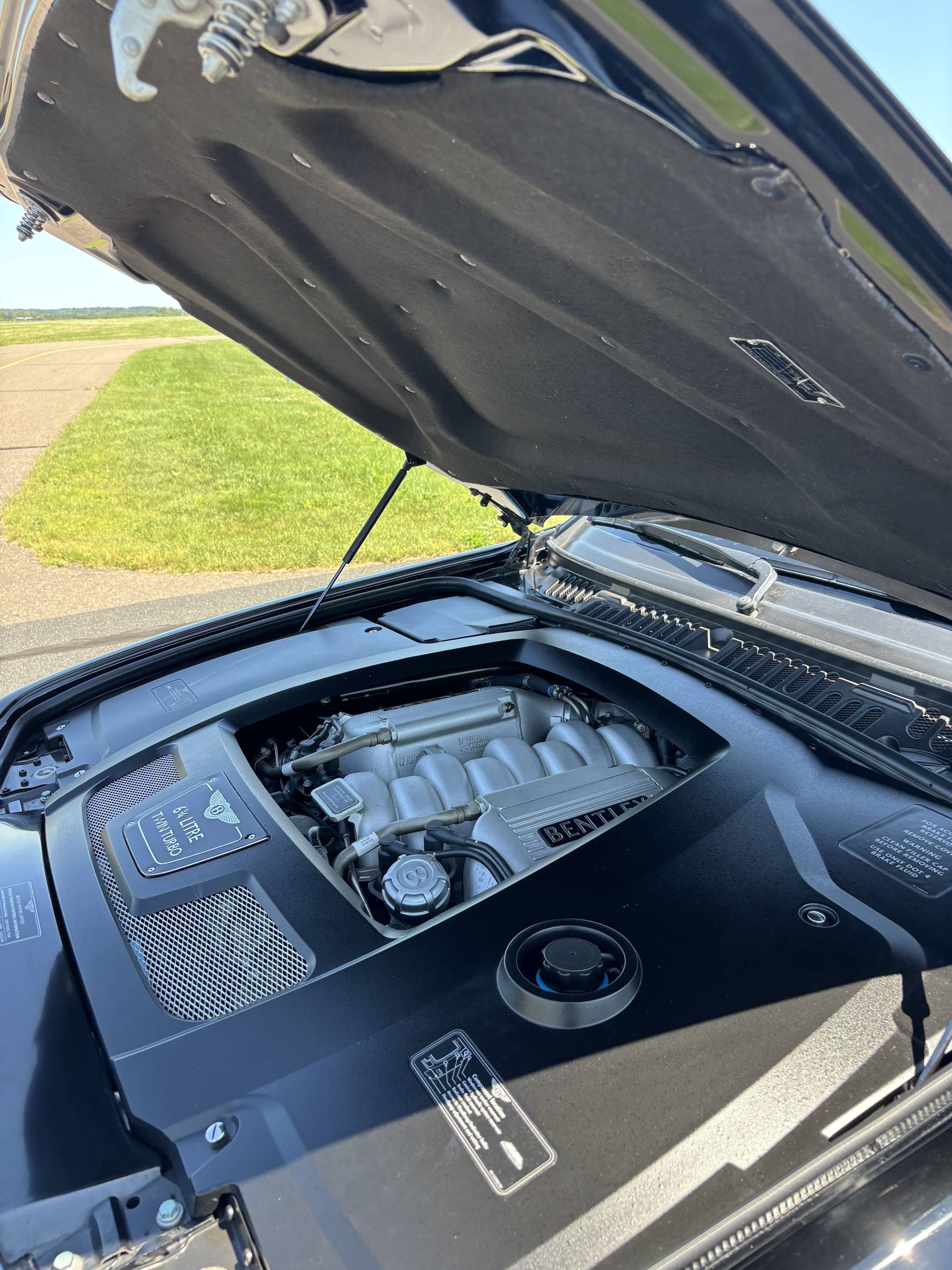 2008 Bentley Azure 88