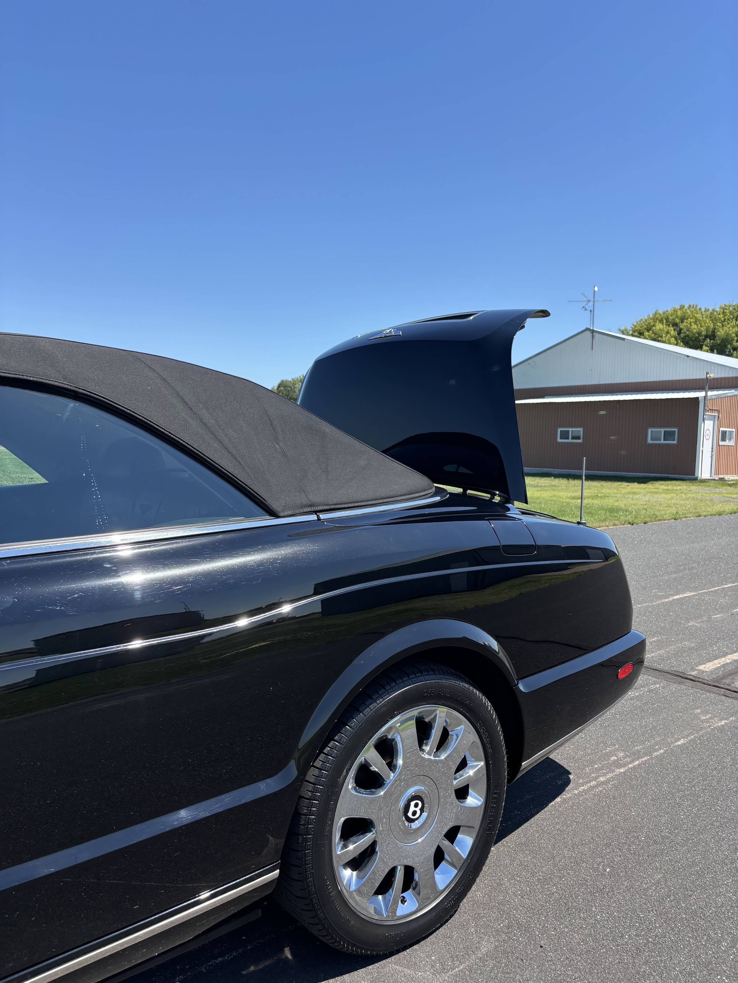 2008 Bentley Azure 91