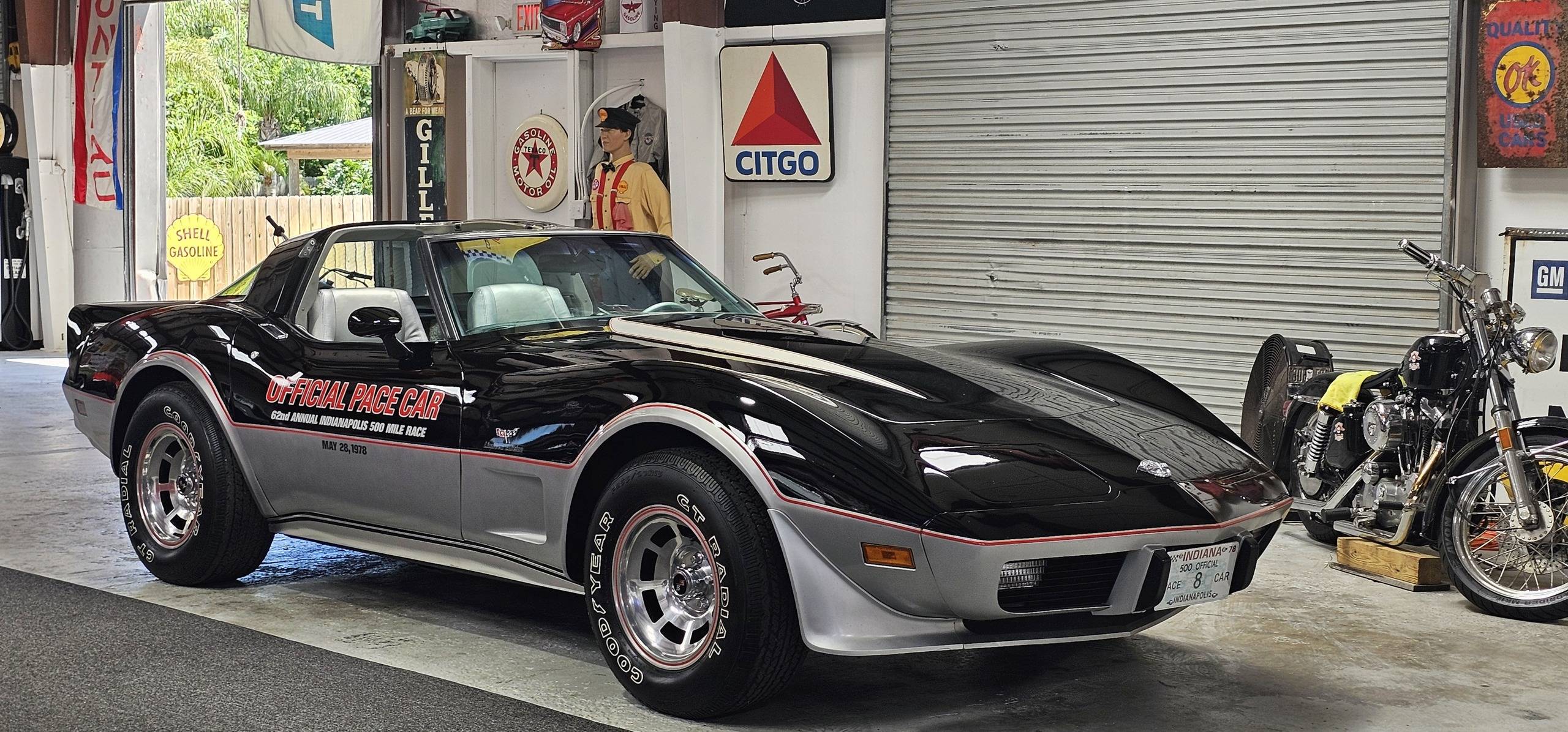 1978 Chevrolet CORVETTE INDY 500 PACE CAR 10
