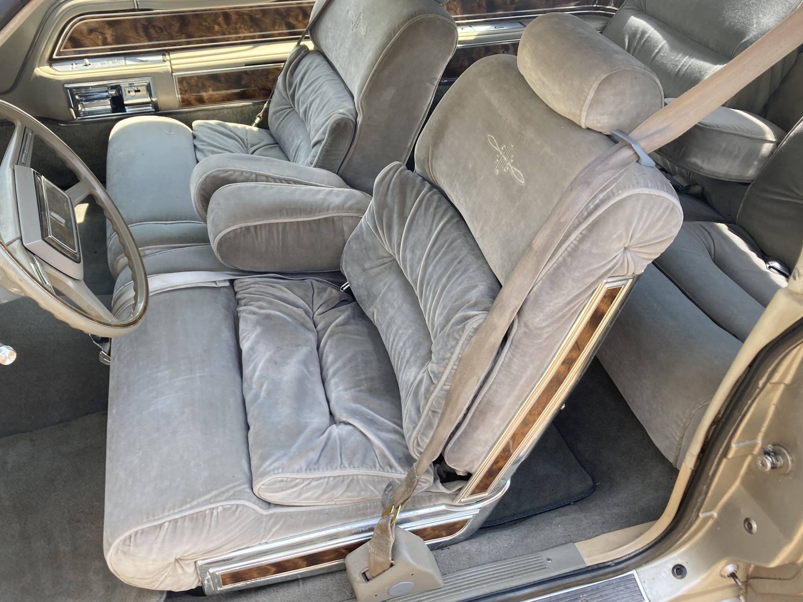 1980 Lincoln Town Coupe 44