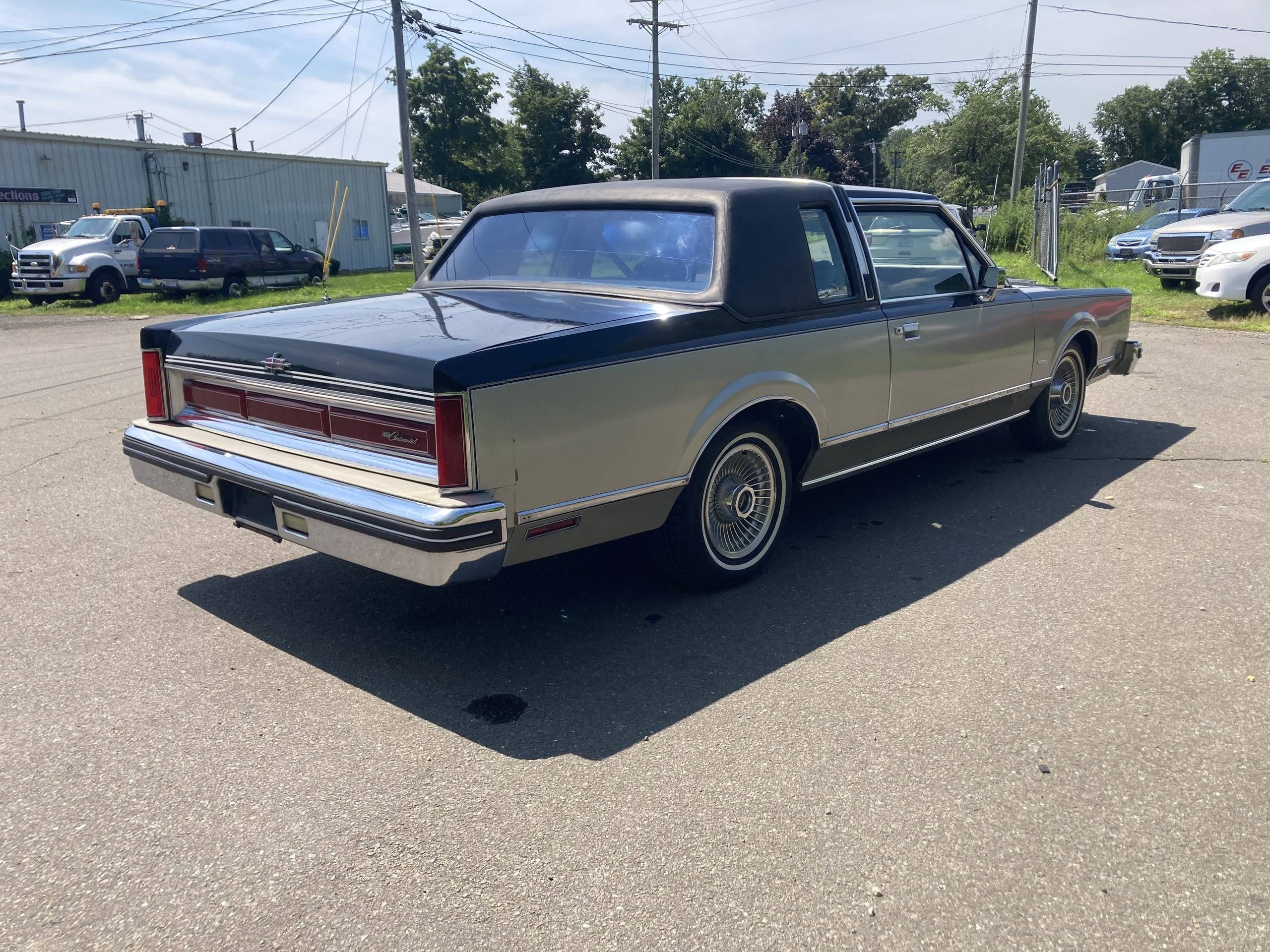 1980 Lincoln Town Coupe 6