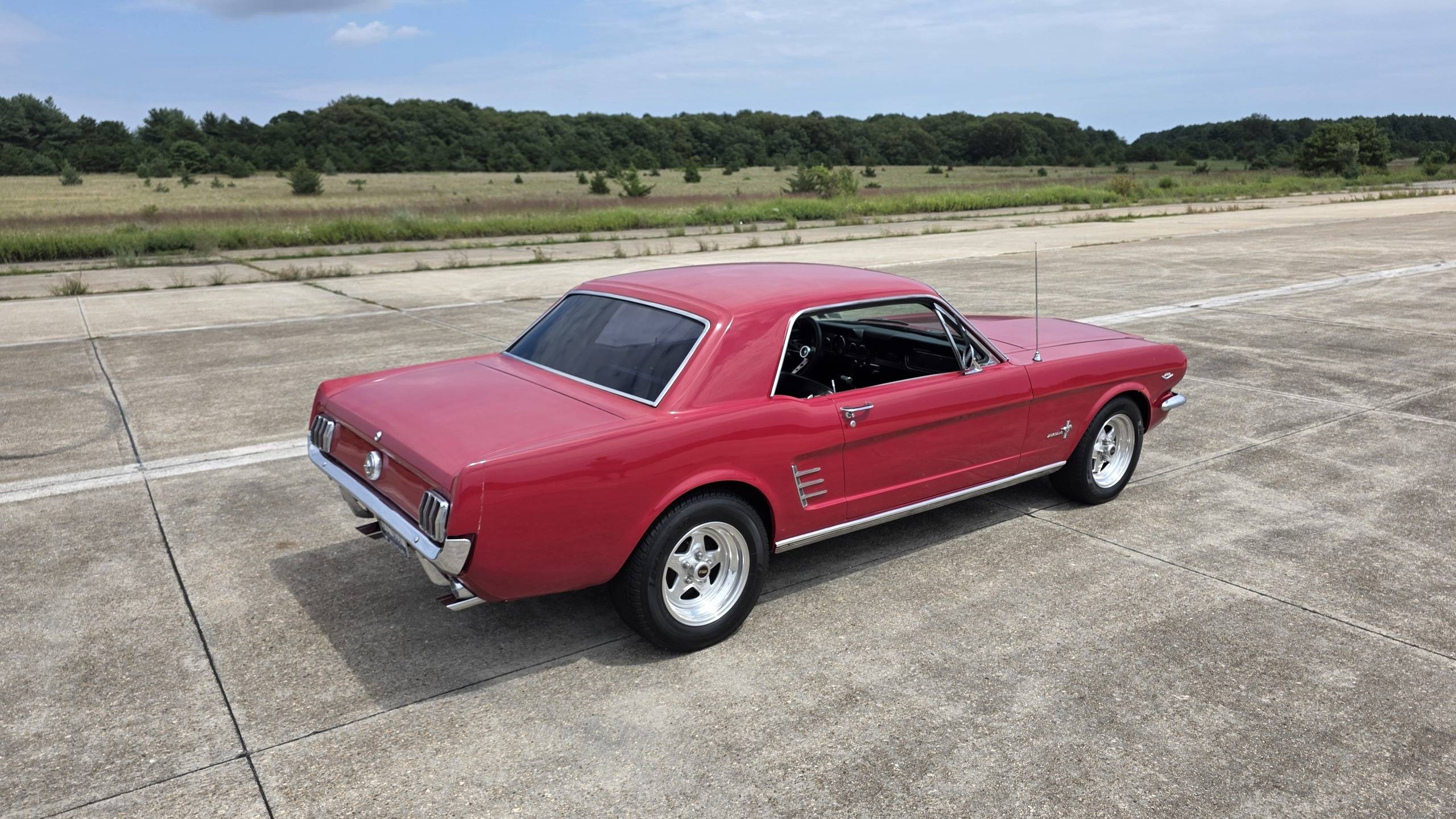 1966 Ford Mustang 4