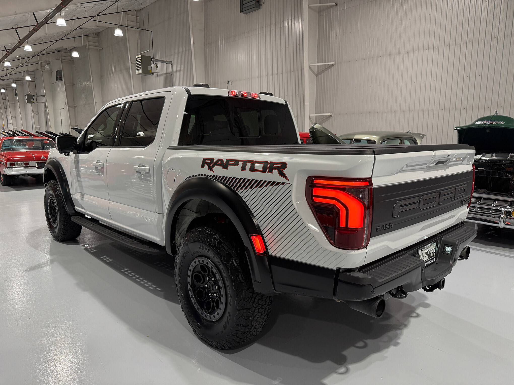 2025 Ford F-150 Raptor 6