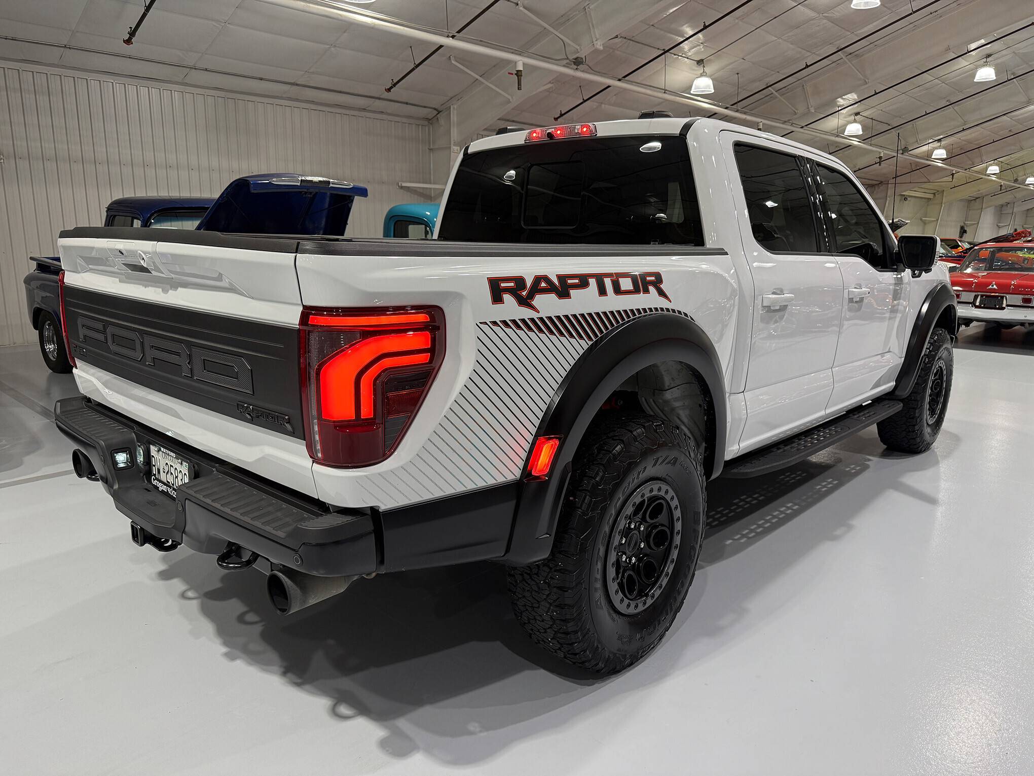2025 Ford F-150 Raptor 10