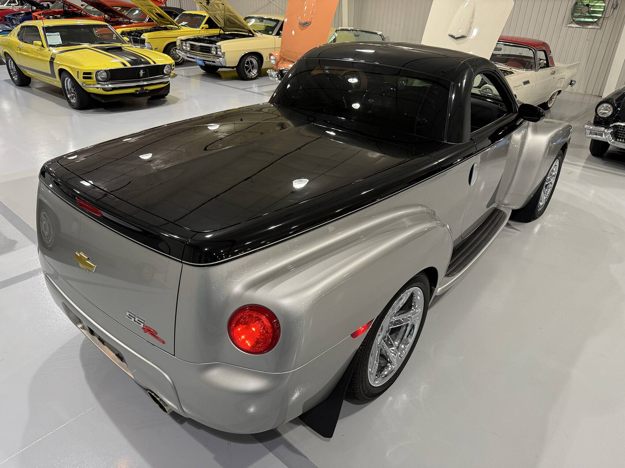 2006 Chevrolet SSR 11