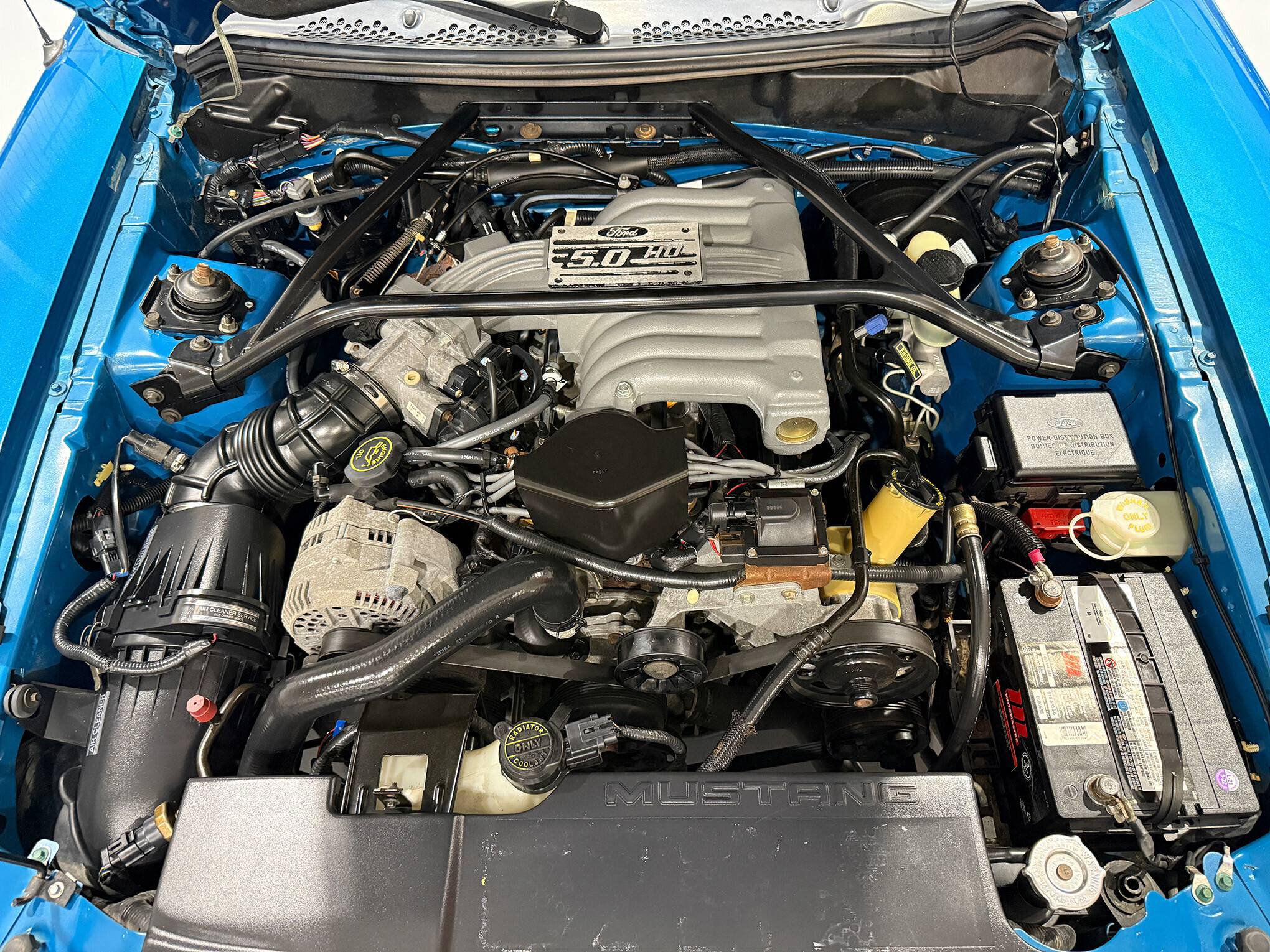 1995 Ford Mustang GT 28